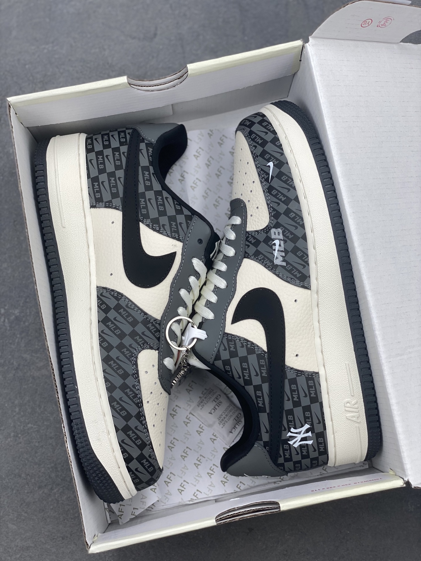Nike Air Force 1 '07 Low MLB New York Yankees - DF0188-038 10 i1742057559365 9096 0 8