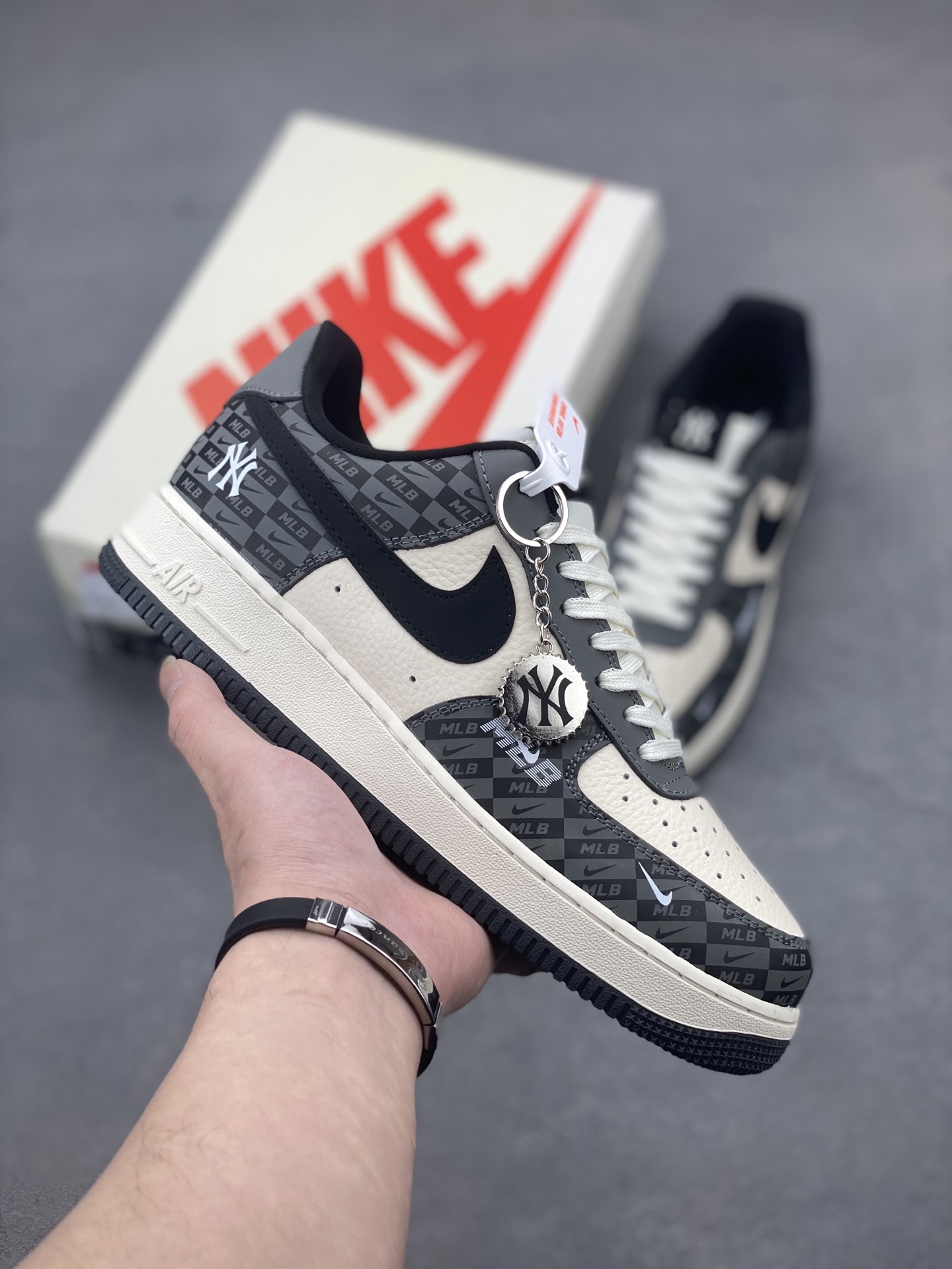 Nike Air Force 1 '07 Low MLB New York Yankees - DF0188-038 2 i1742057559500 3299 0 0