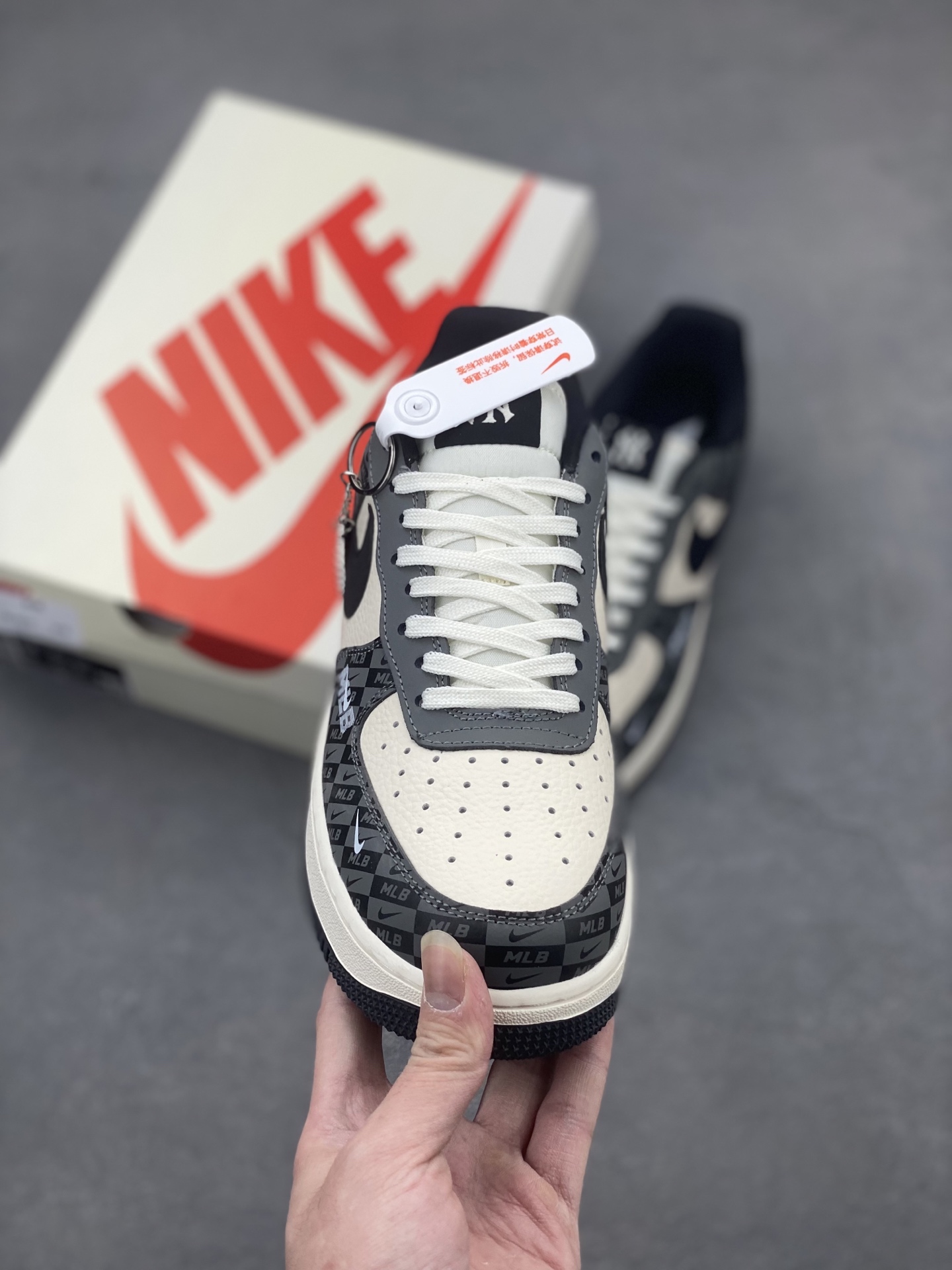 Nike Air Force 1 '07 Low MLB New York Yankees - DF0188-038 3 i1742057561788 5573 0 1
