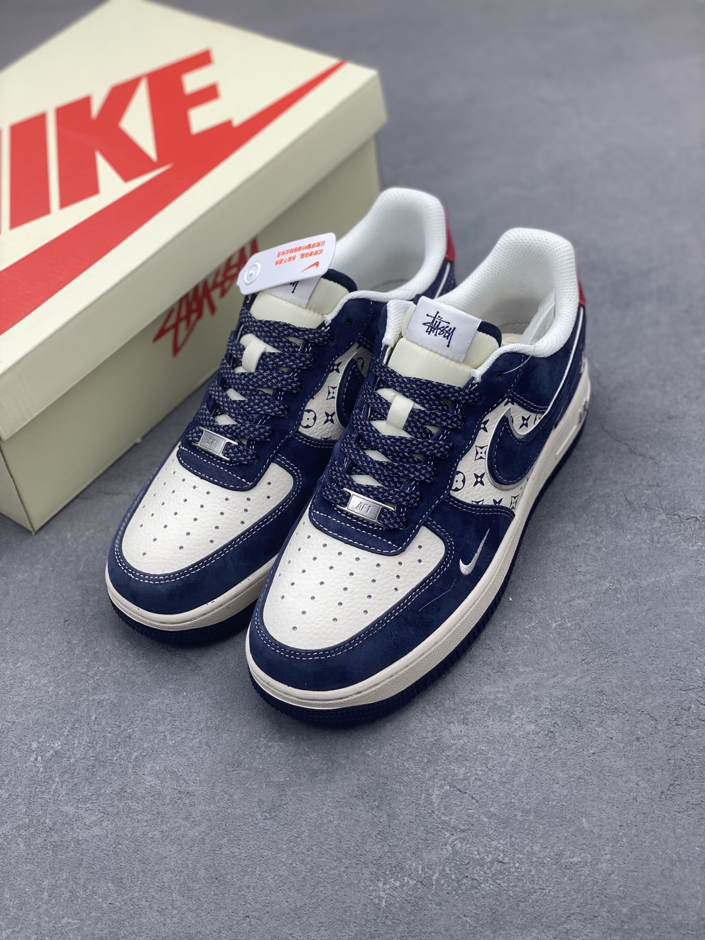 Nike Air Force 1 '07 Low Stussy Collab Deep Blue Red Print Sneakers 9 i1742057661950 7486 0 7