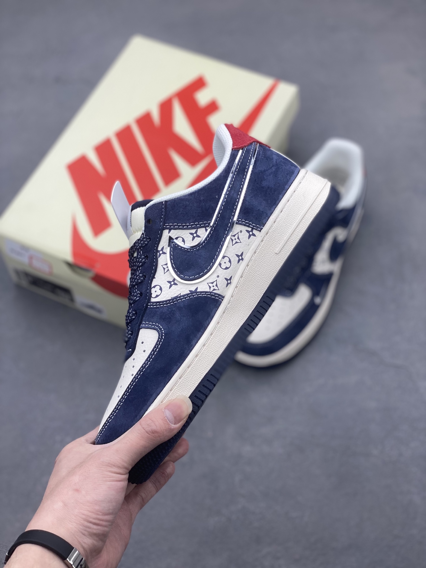 Nike Air Force 1 '07 Low Stussy Collab Deep Blue Red Print Sneakers 4 i1742057664339 9433 0 2