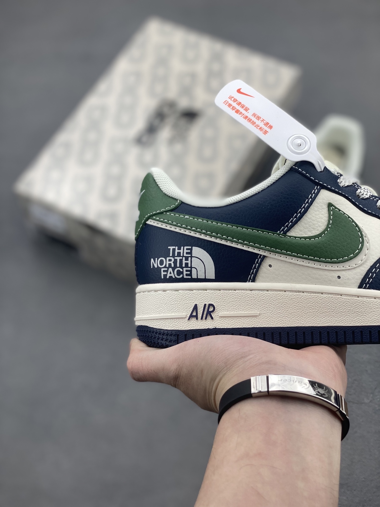Nike Air Force 1 '07 Low The North Face Collab Black Green HD2258-005 Sneakers 6 i1742057713558 3755 0 4