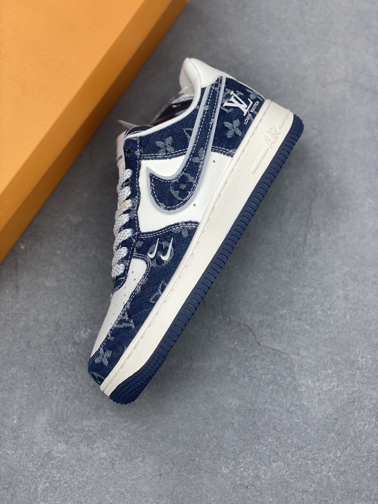 Nike Air Force 1 '07 Low Louis Vuitton Collab Sneakers - Deep Sea Blue 8 i1742057798059 2838 0 6