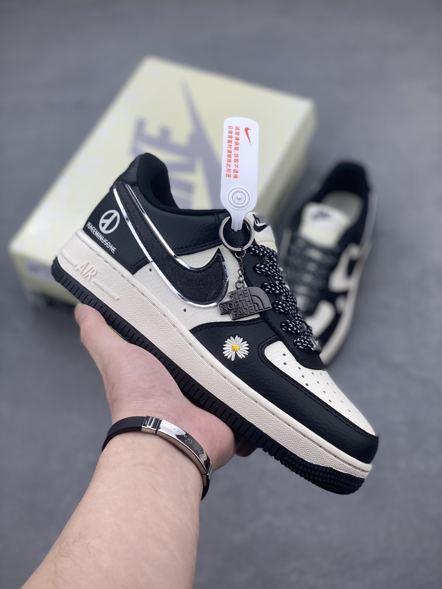 Nike Air Force 1 '07 Low G-Dragon PEACEMINUSONE Collaboration Sneakers 2 i1742057928313 747 0 0