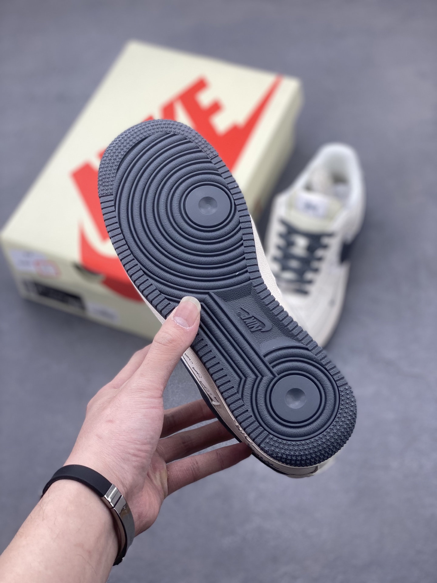 Nike Air Force 1 '07 Low Stussy Collaboration Sneakers - Limited Edition 7 i1742058182248 9139 0 5