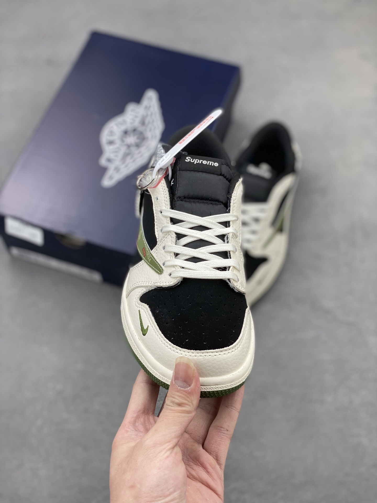 Travis Scott x Fragment Design x Air Jordan 1 Low OG 'Burberry' Sneakers 2 i1742060608997 9960 0 1