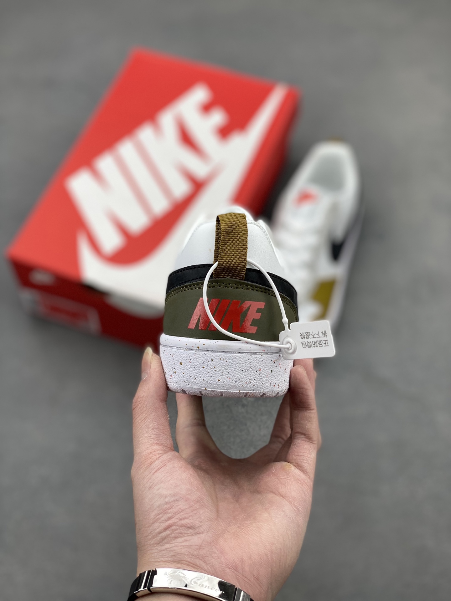 Nike Court Borough Low Sneakers - Classic Style, Breathable Comfort 5 i1742143230677 6017 0 3