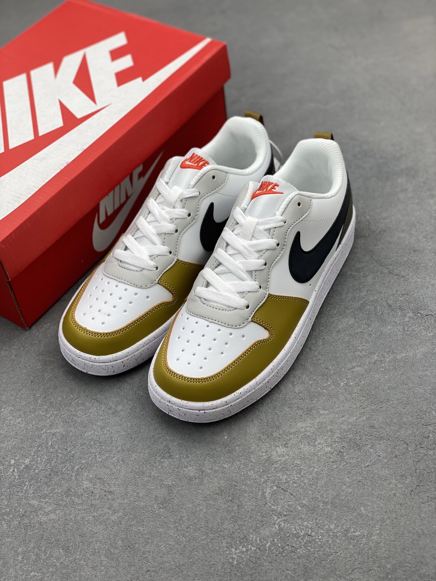 Nike Court Borough Low Sneakers - Classic Style, Breathable Comfort 9 i1742143232171 8250 0 7