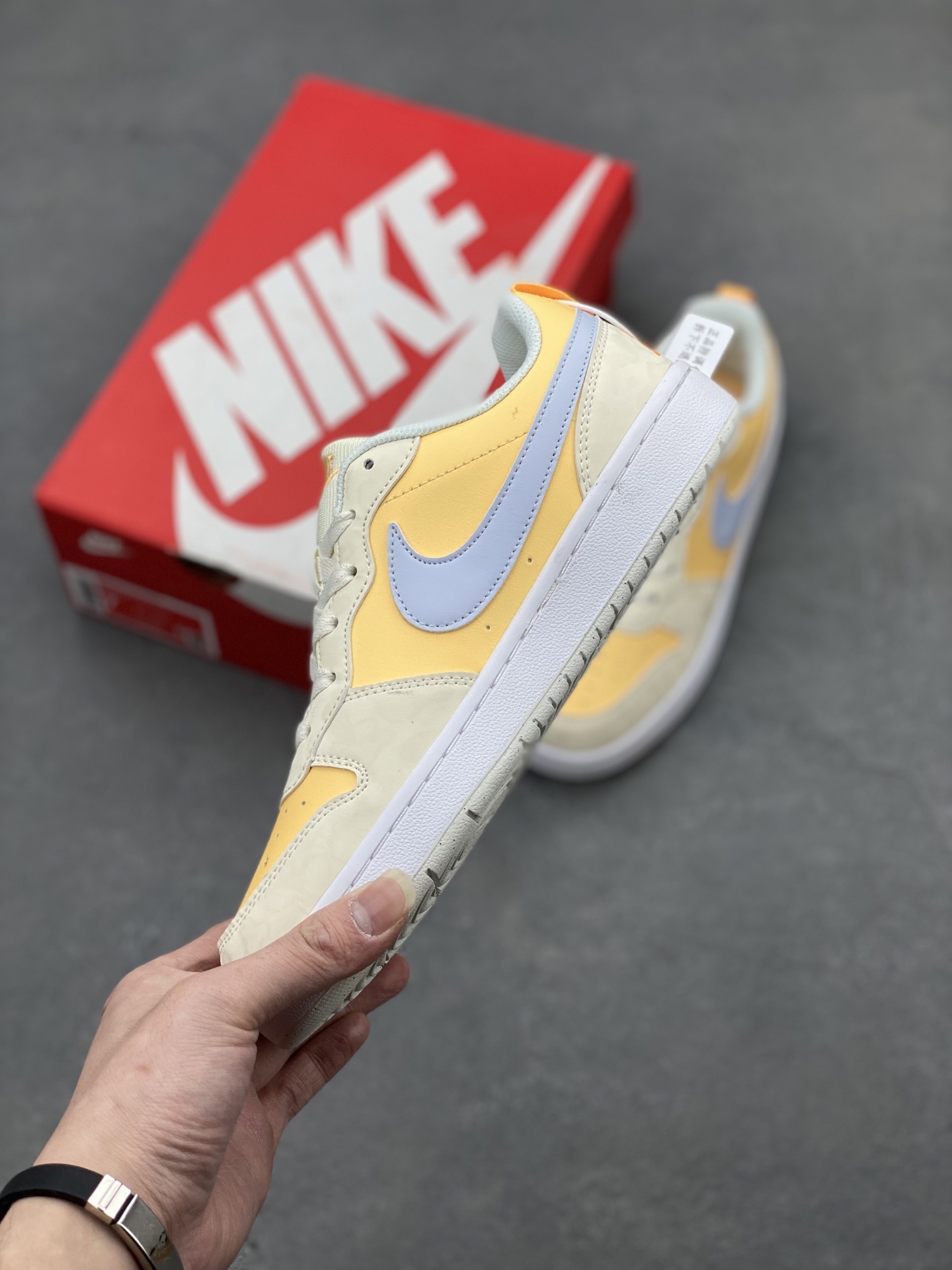 Nike Court Borough Low Sneakers - Versatile, Breathable, and Durable Design 4 i1742143312744 4111 0 2