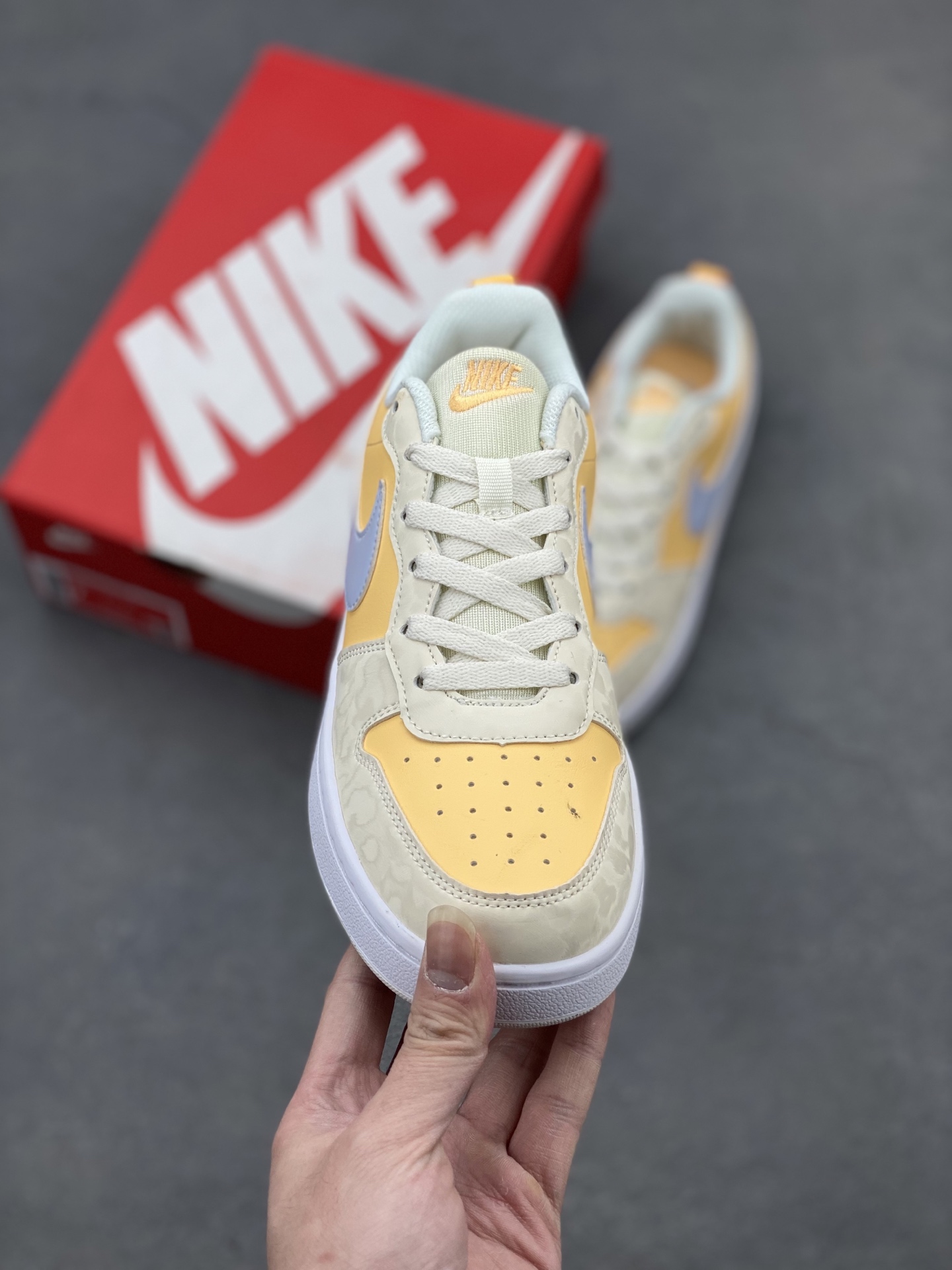 Nike Court Borough Low Sneakers - Versatile, Breathable, and Durable Design 3 i1742143313535 376 0 1