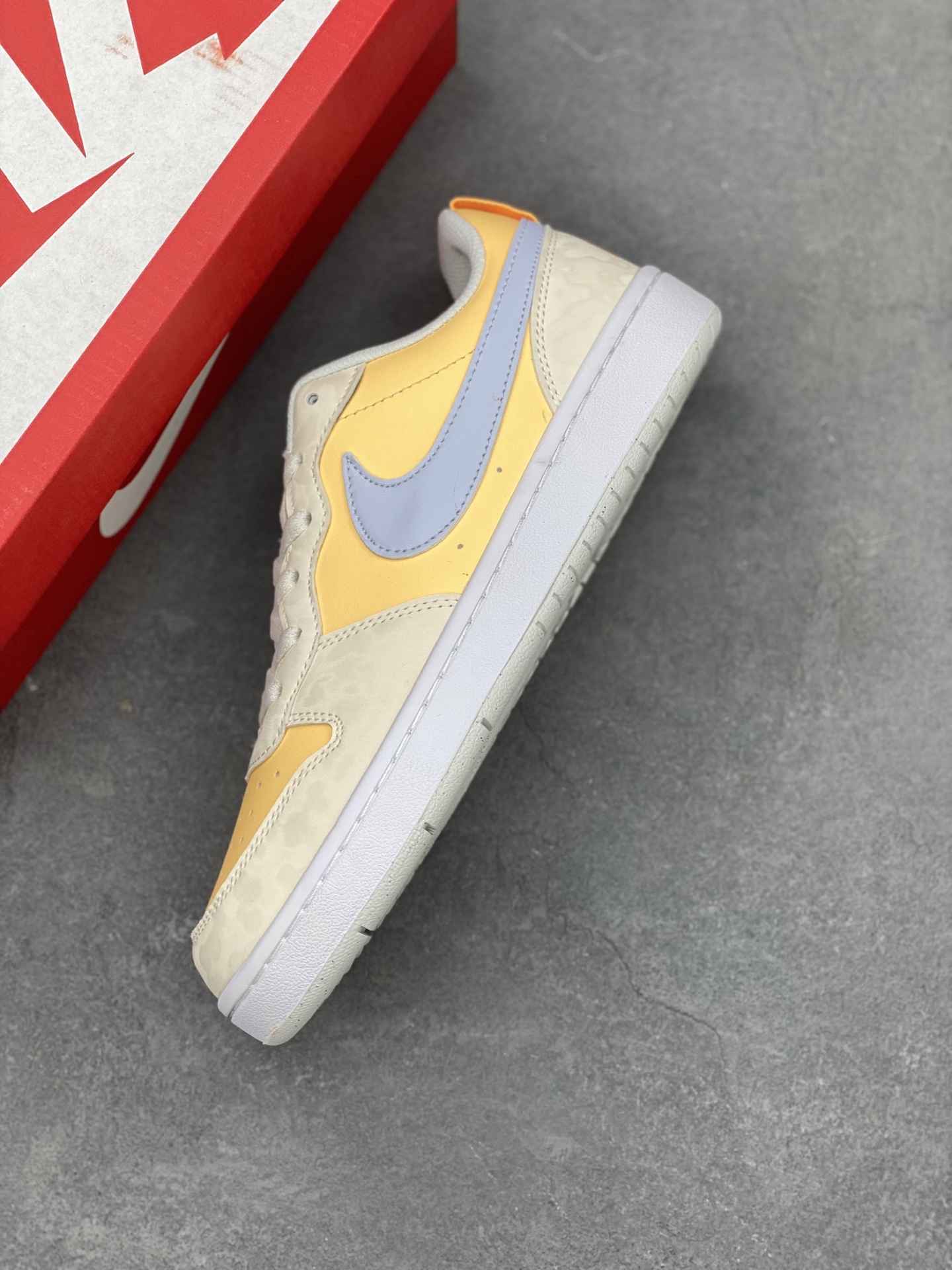 Nike Court Borough Low Sneakers - Versatile, Breathable, and Durable Design 8 i1742143314166 3354 0 6