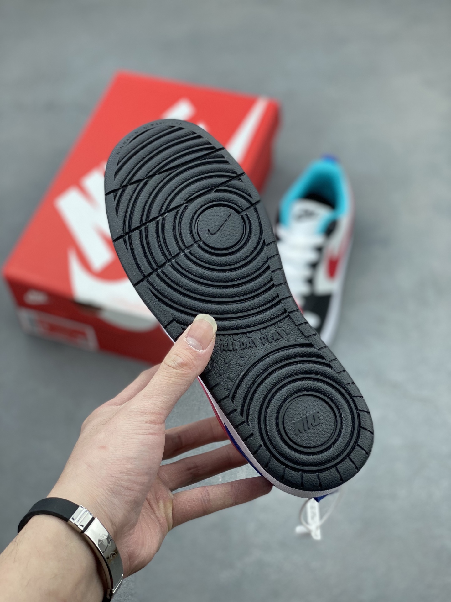 Nike Court Borough Low: Classic, Durable, and Comfortable Fashion Sneakers 7 i1742143394704 5128 0 5