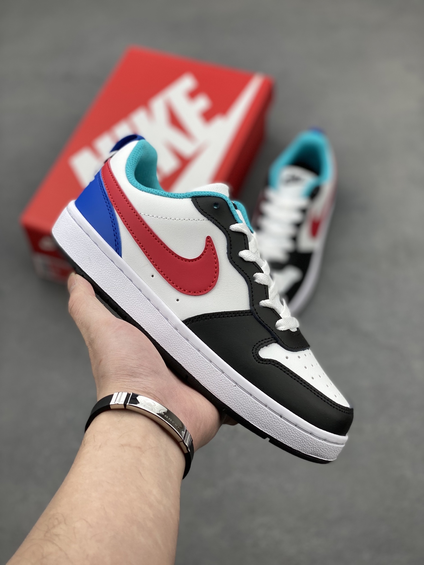 Nike Court Borough Low: Classic, Durable, and Comfortable Fashion Sneakers 2 i1742143403102 6258 0 0