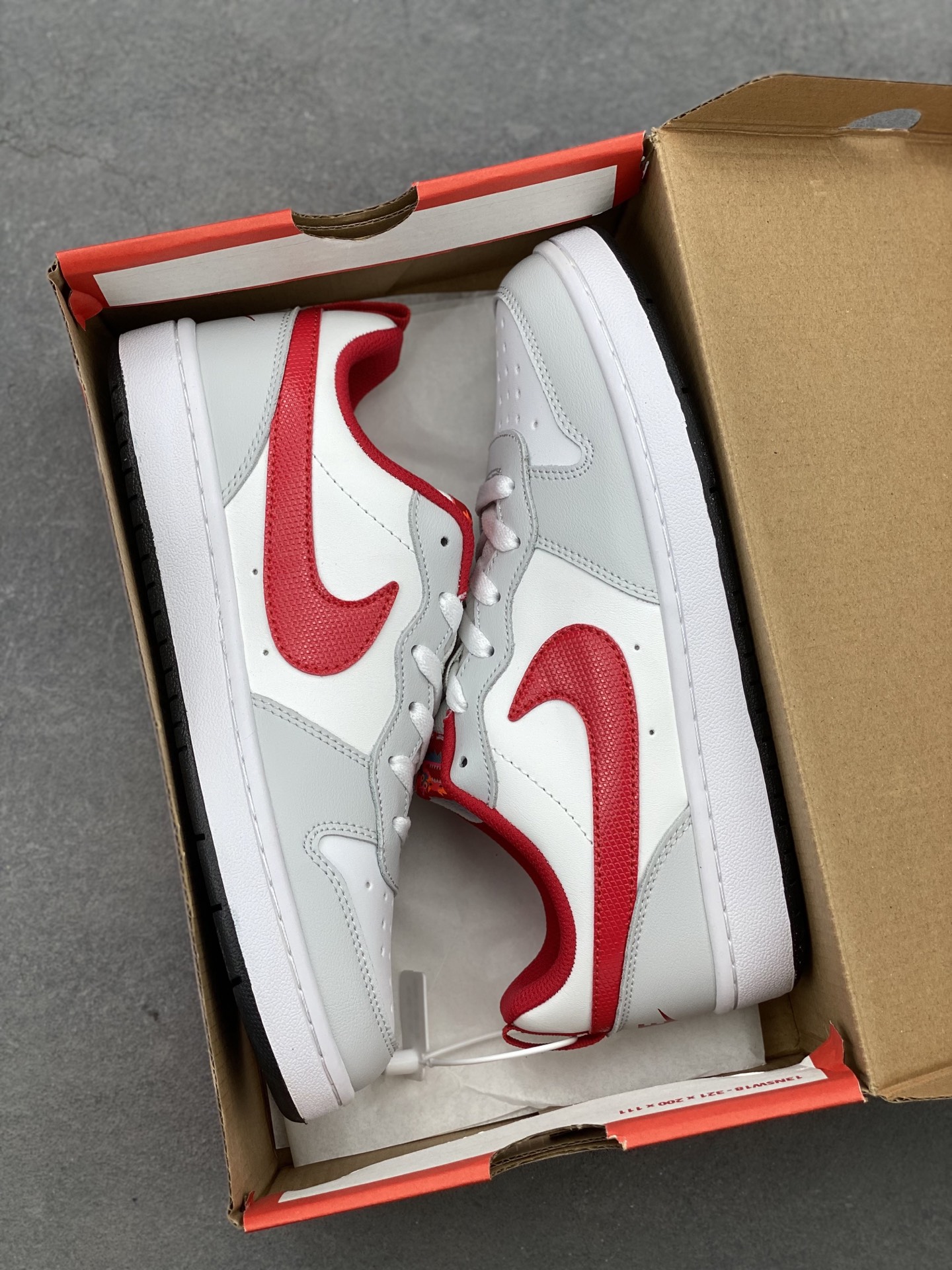 Nike Court Borough Low Sneakers - Classic, Durable, and Comfortable Design 10 i1742143794721 421 0 8