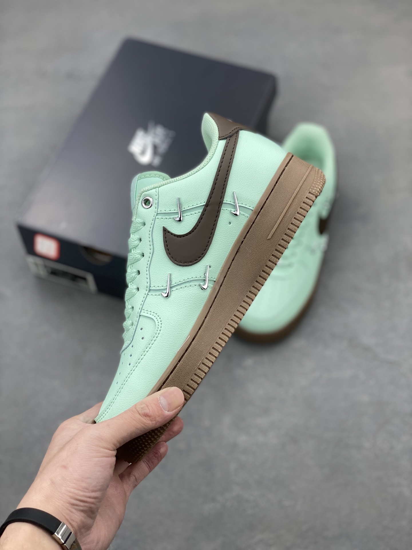 Nike Air Force 1 '07 Low Mint Green/Brown Sneakers IB8894-329 4 i1742230556235 5540 0 2