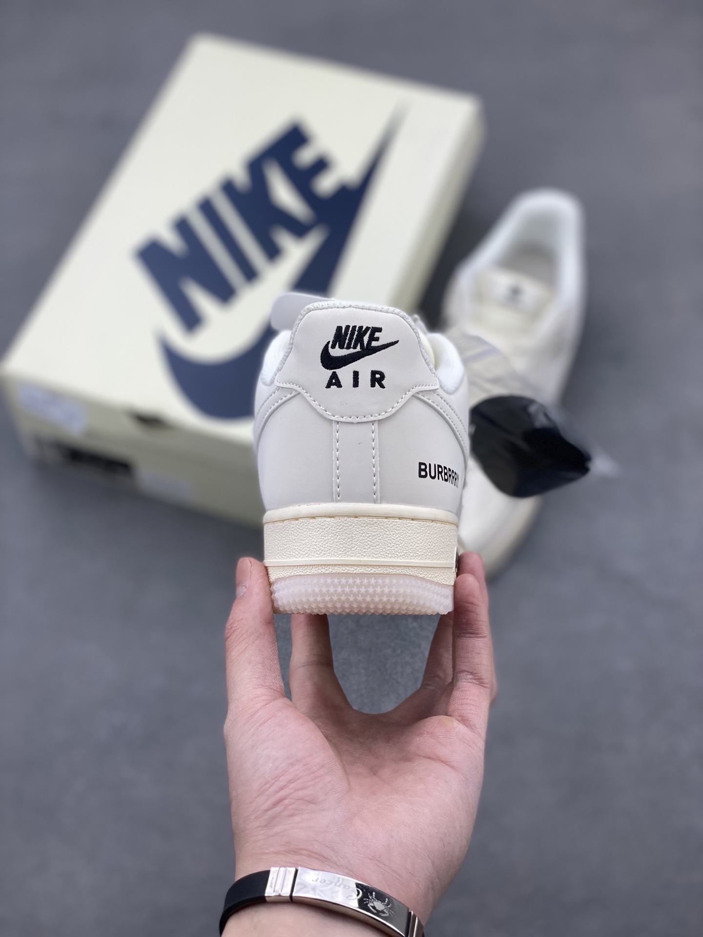 Nike Air Force 1 '07 Low Sneakers - Custom Burberry Accents & Premium Cushioning 5 i1742230652166 2360 0 3