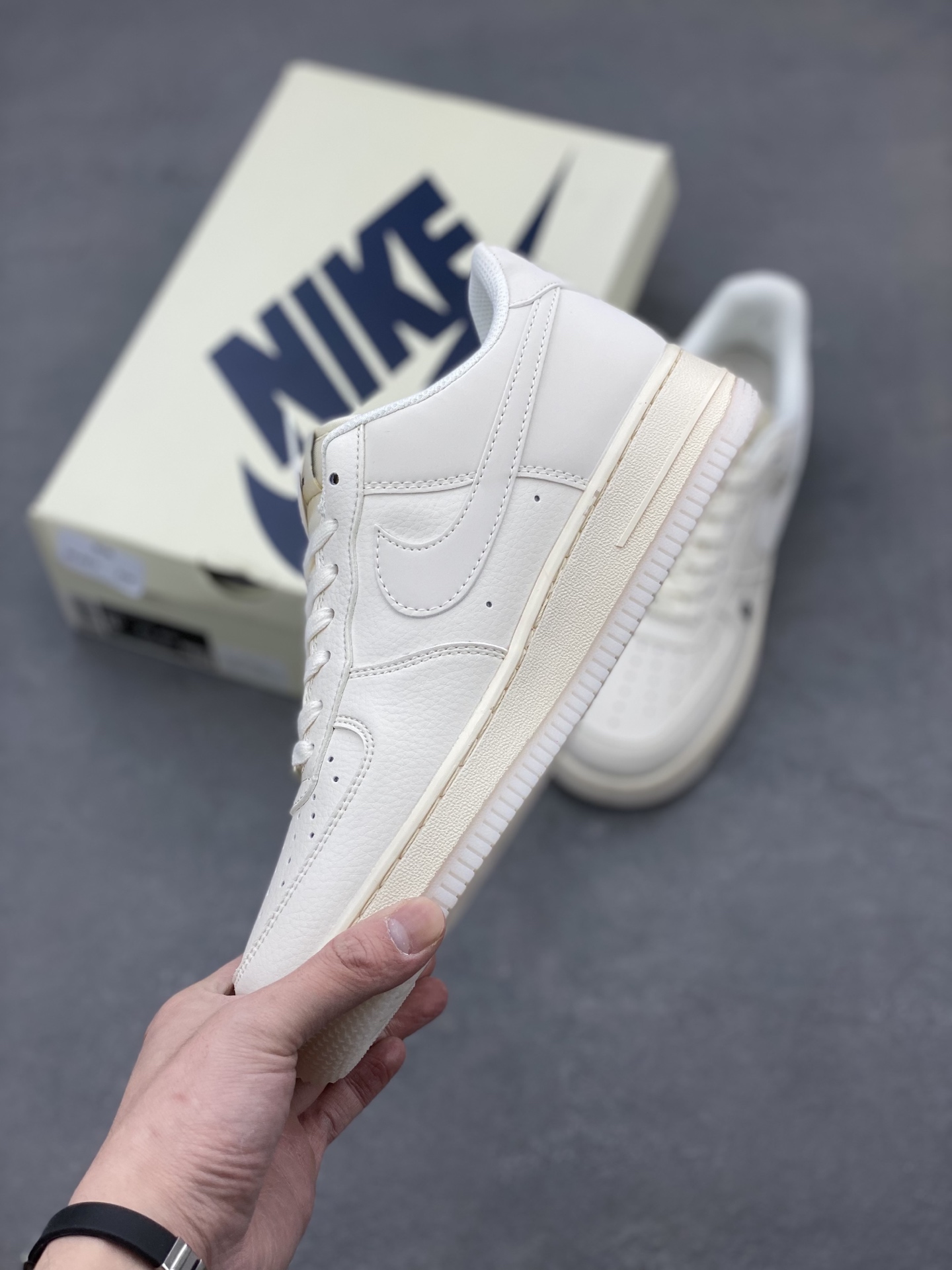 Nike Air Force 1 '07 Low Sneakers - Custom Burberry Accents & Premium Cushioning 4 i1742230663955 3062 0 2