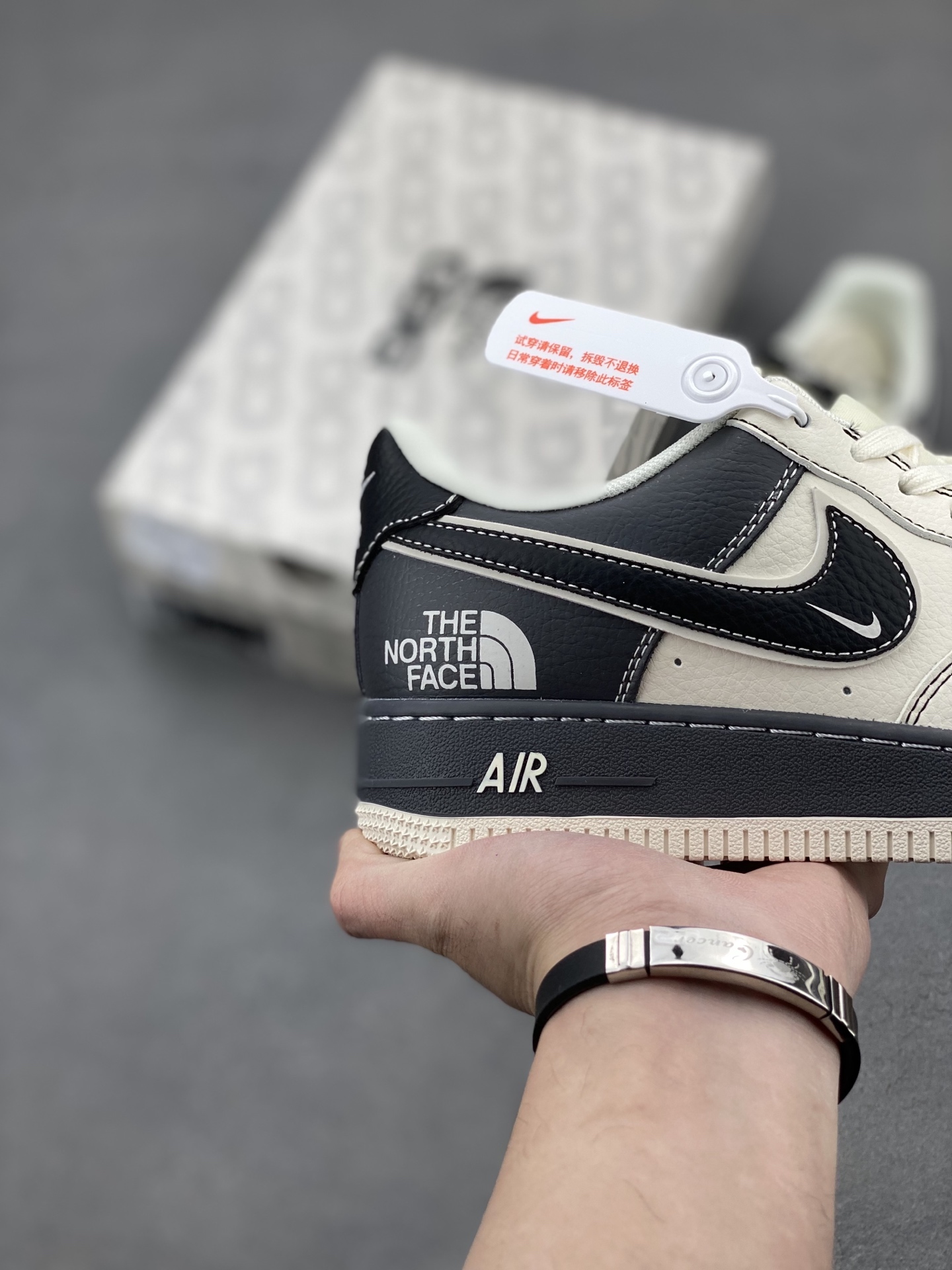 Nike Air Force 1 '07 Low The North Face Black and White Casual Shoes 6 i1742231121408 7800 0 4