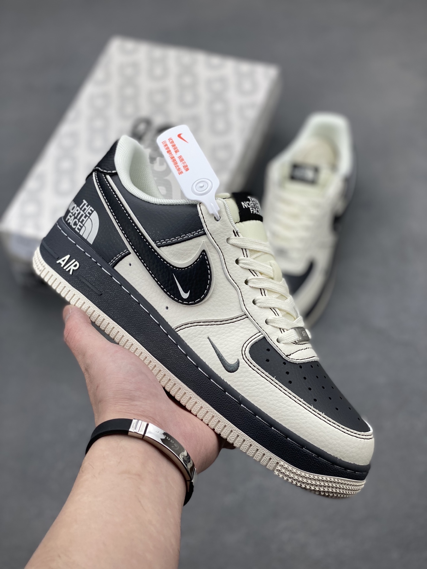 Nike Air Force 1 '07 Low The North Face Black and White Casual Shoes 2 i1742231127066 3126 0 0