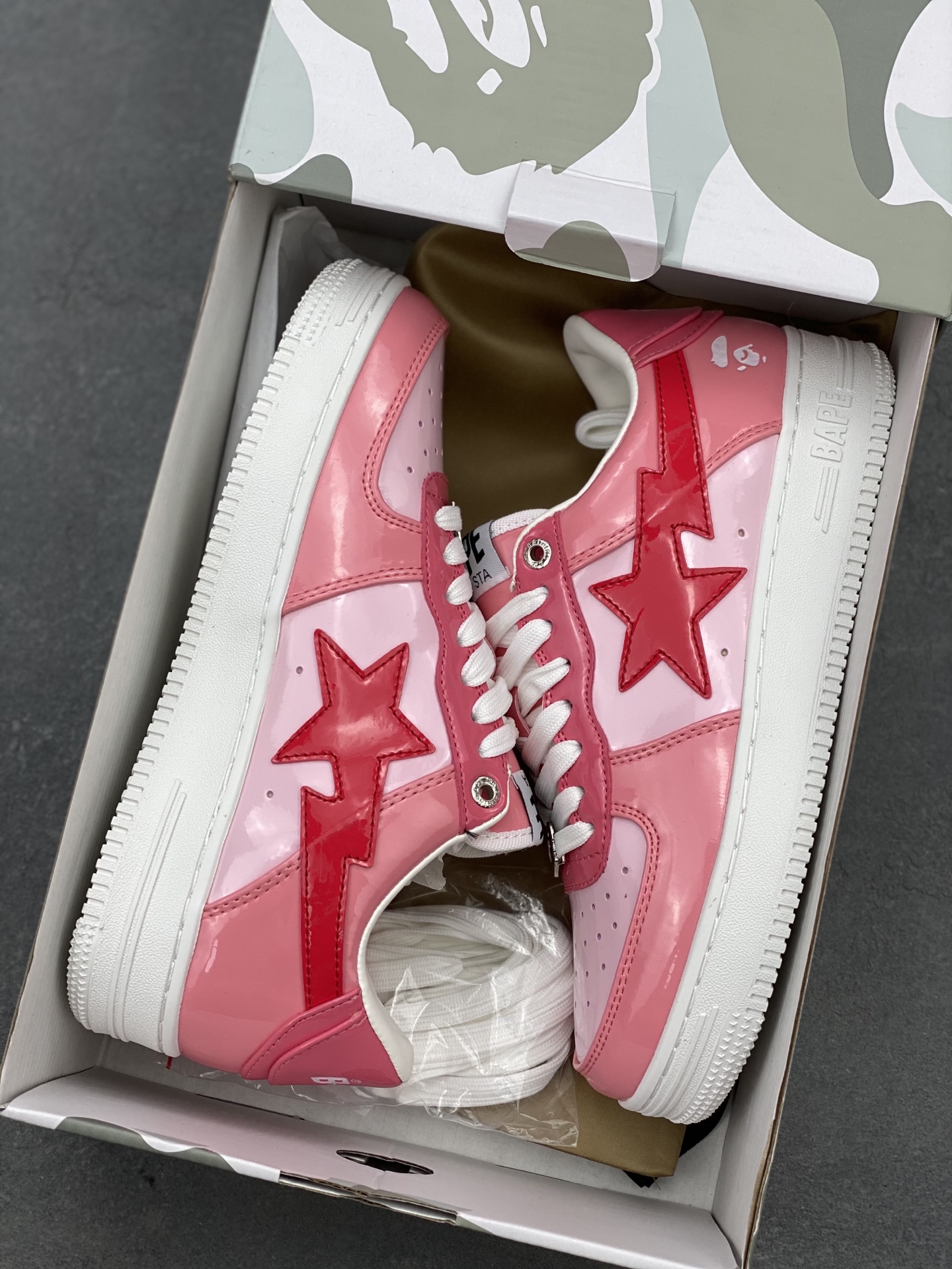 Bape Sta Pink Patent Leather Sneakers Classic Streetwear Style 10 i1742231214306 7951 0 8