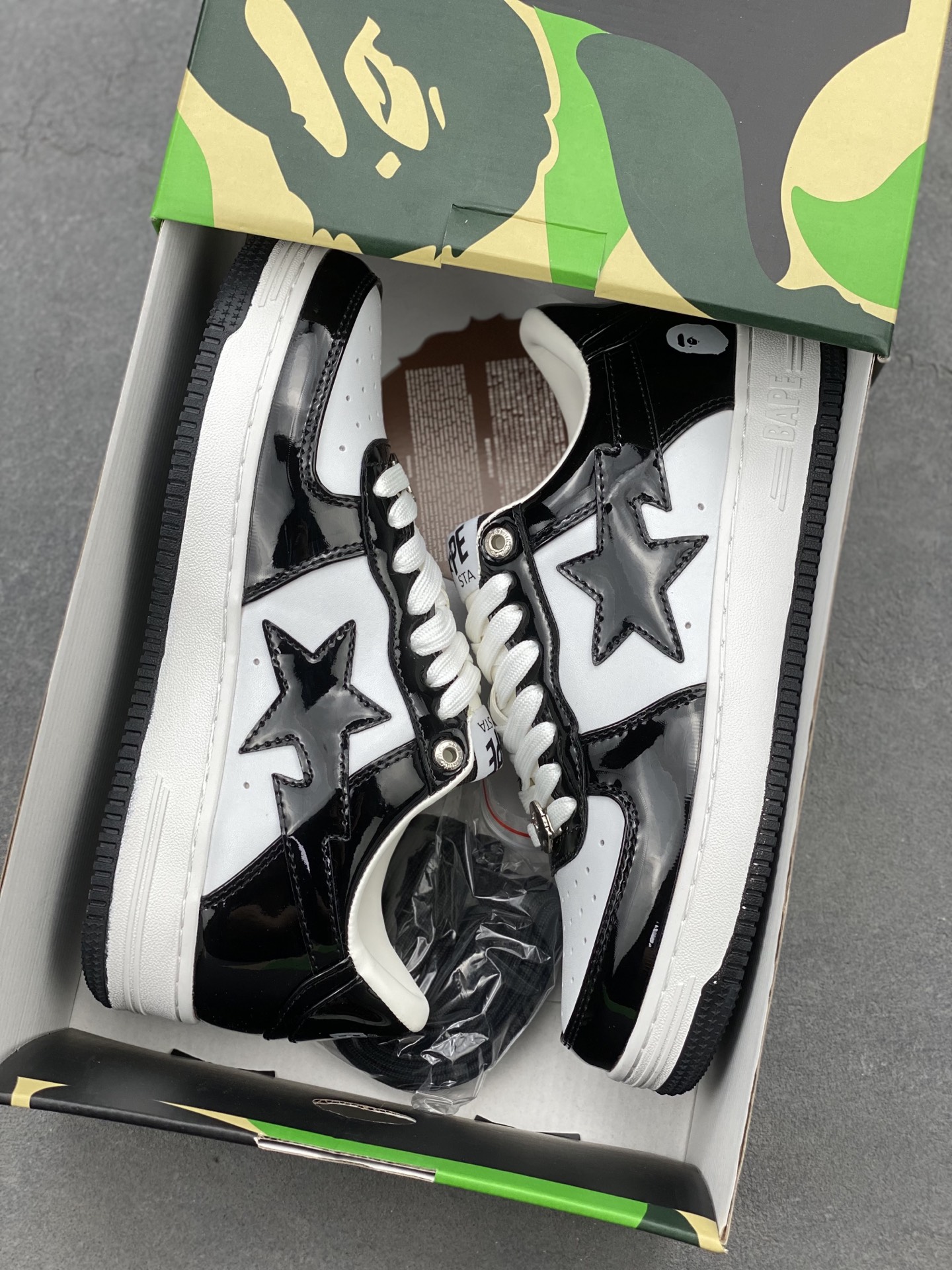 BAPE STA Black & White Leather Sneakers - Classic Street Style 10 i1742231333630 2648 0 8