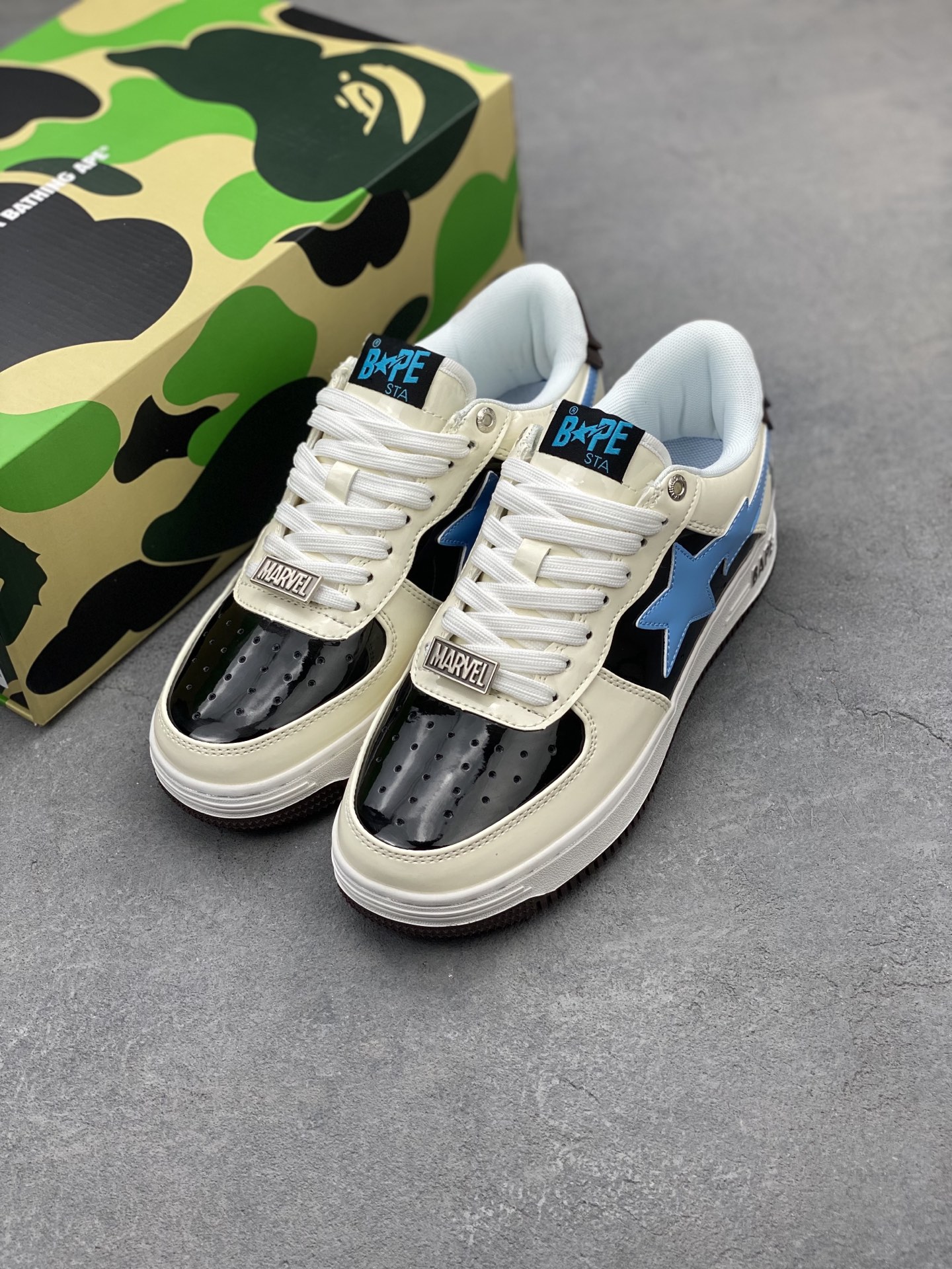 BAPE STA Casual Sneakers - Classic Street Style with Signature Design 8 i1742231381072 6234 0 6