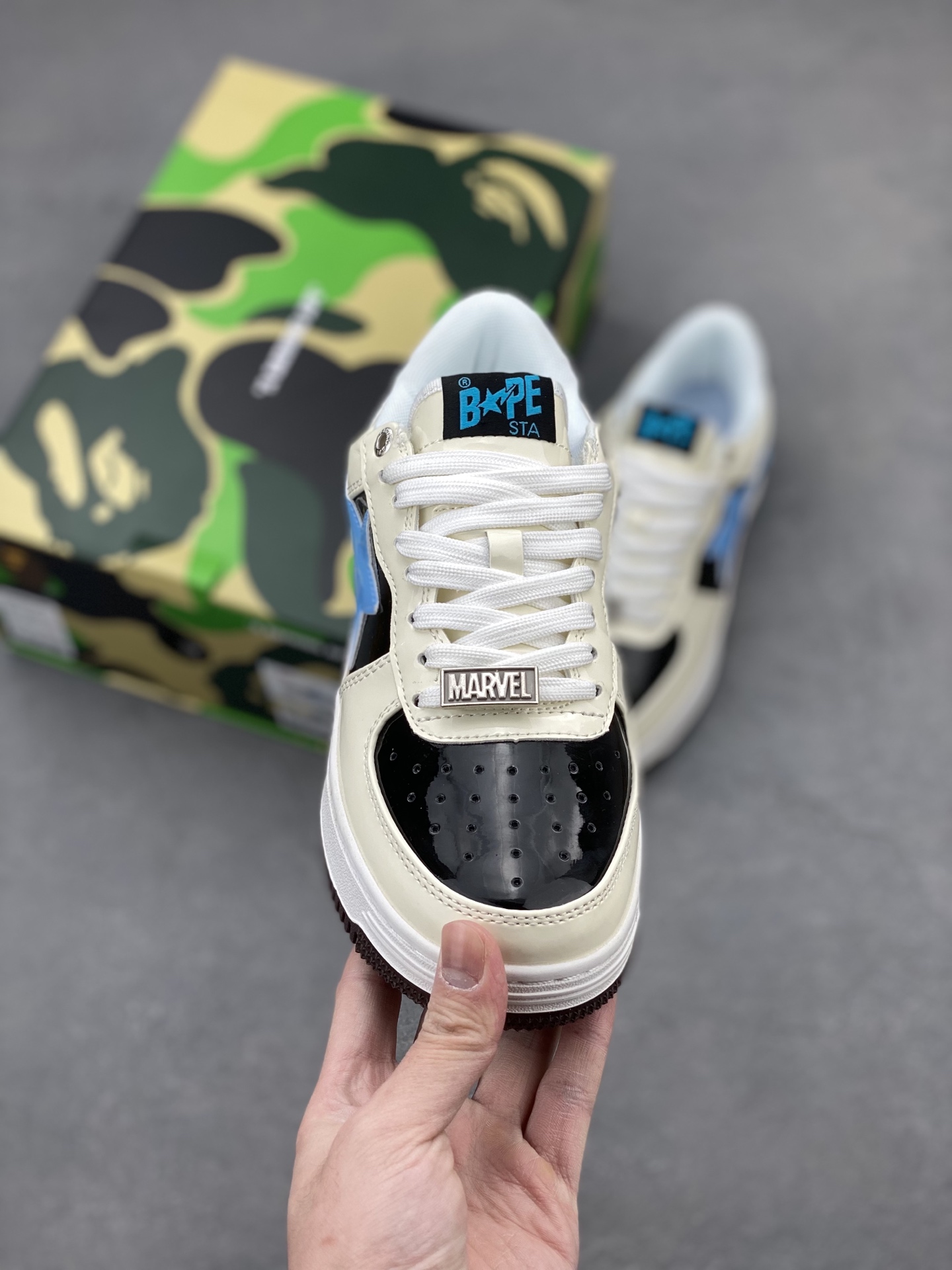 BAPE STA Casual Sneakers - Classic Street Style with Signature Design 3 i1742231381841 8517 0 1