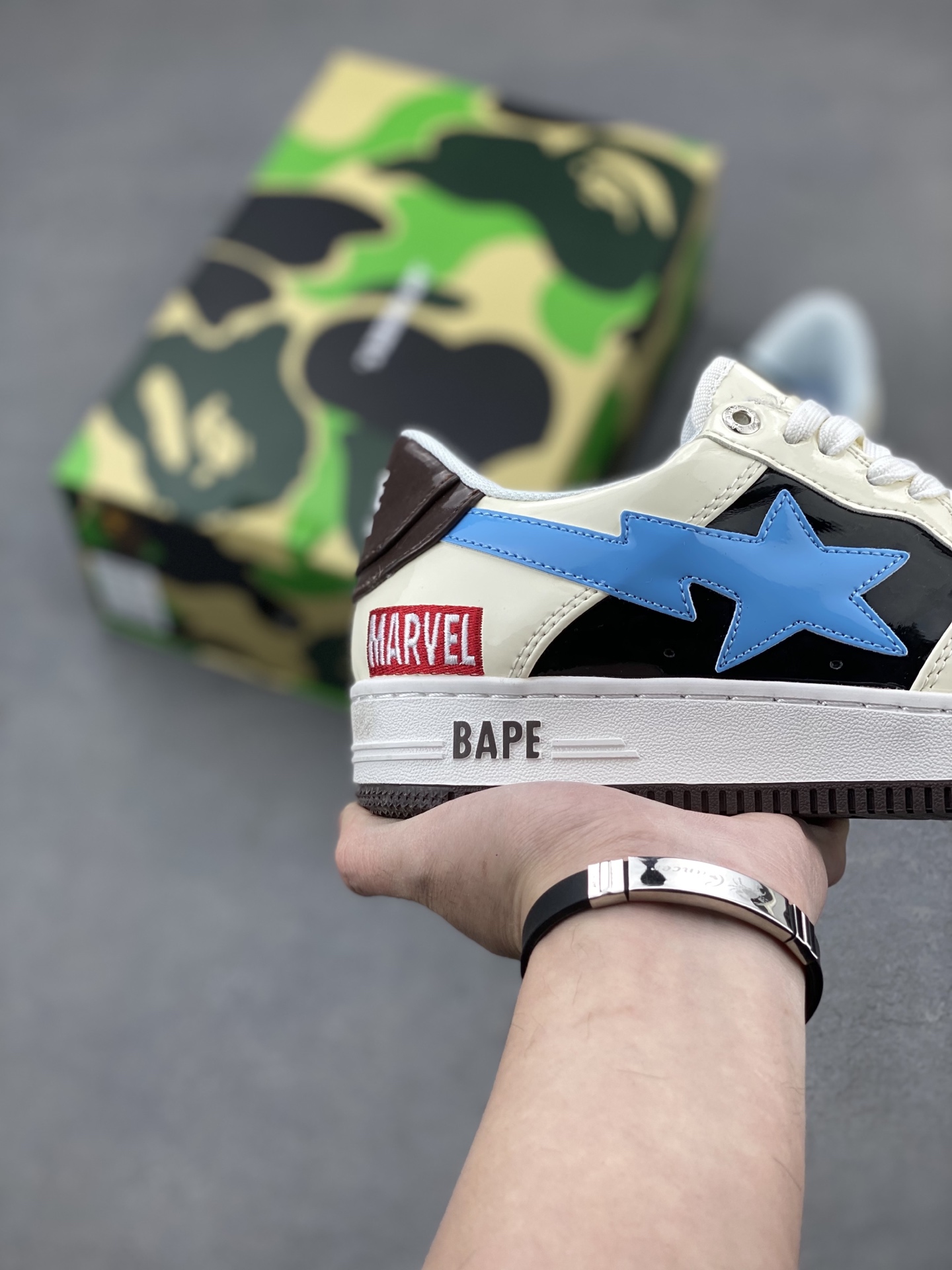 BAPE STA Casual Sneakers - Classic Street Style with Signature Design 5 i1742231381871 308 0 3