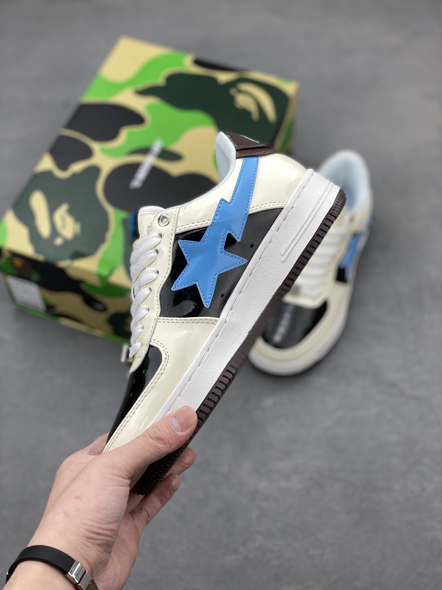 BAPE STA Casual Sneakers - Classic Street Style with Signature Design 4 i1742231392034 5517 0 2