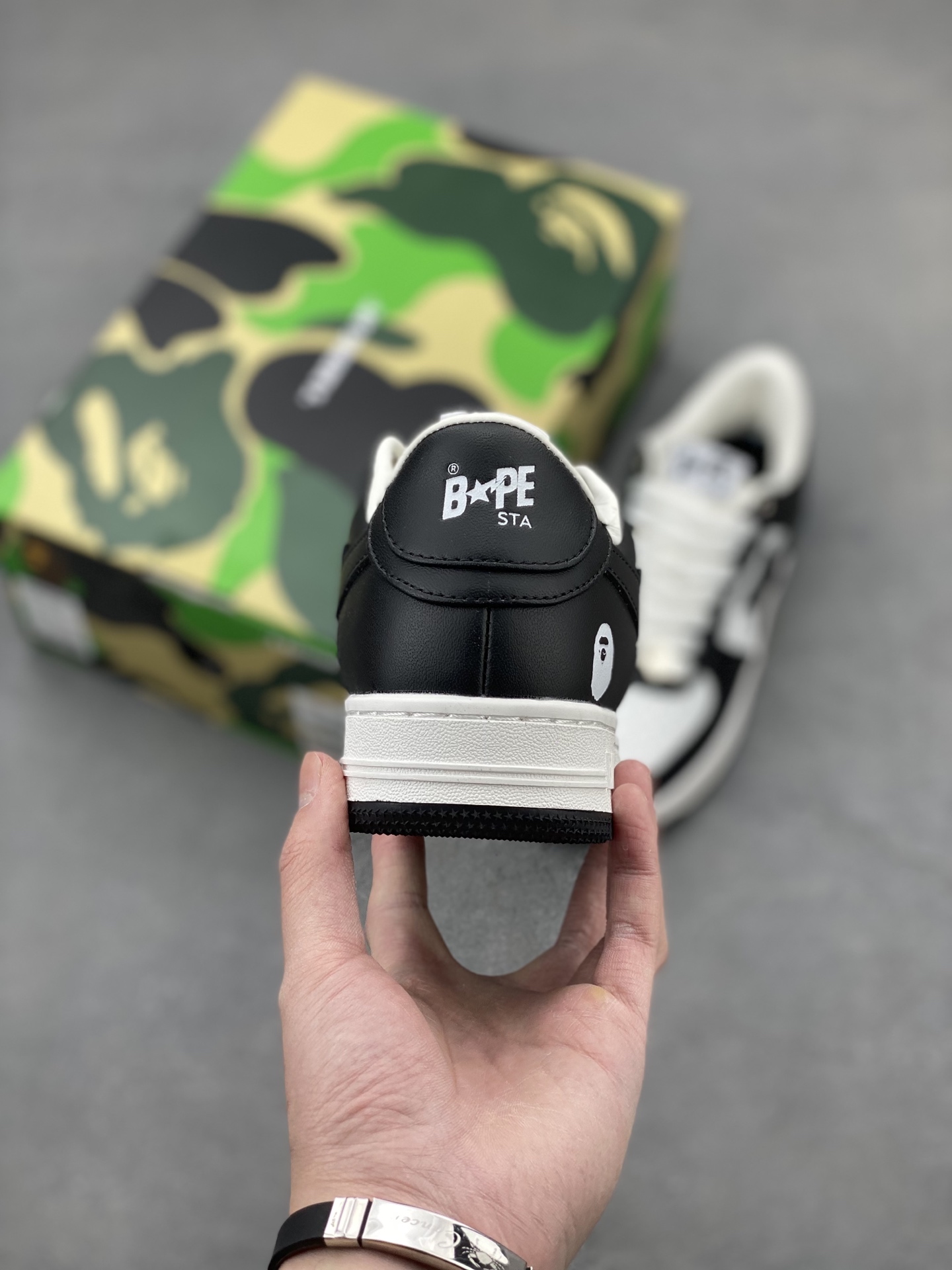 BAPE STA Low-Top Sneakers - Classic Streetwear Style and Comfort 5 i1742231488810 8656 0 3