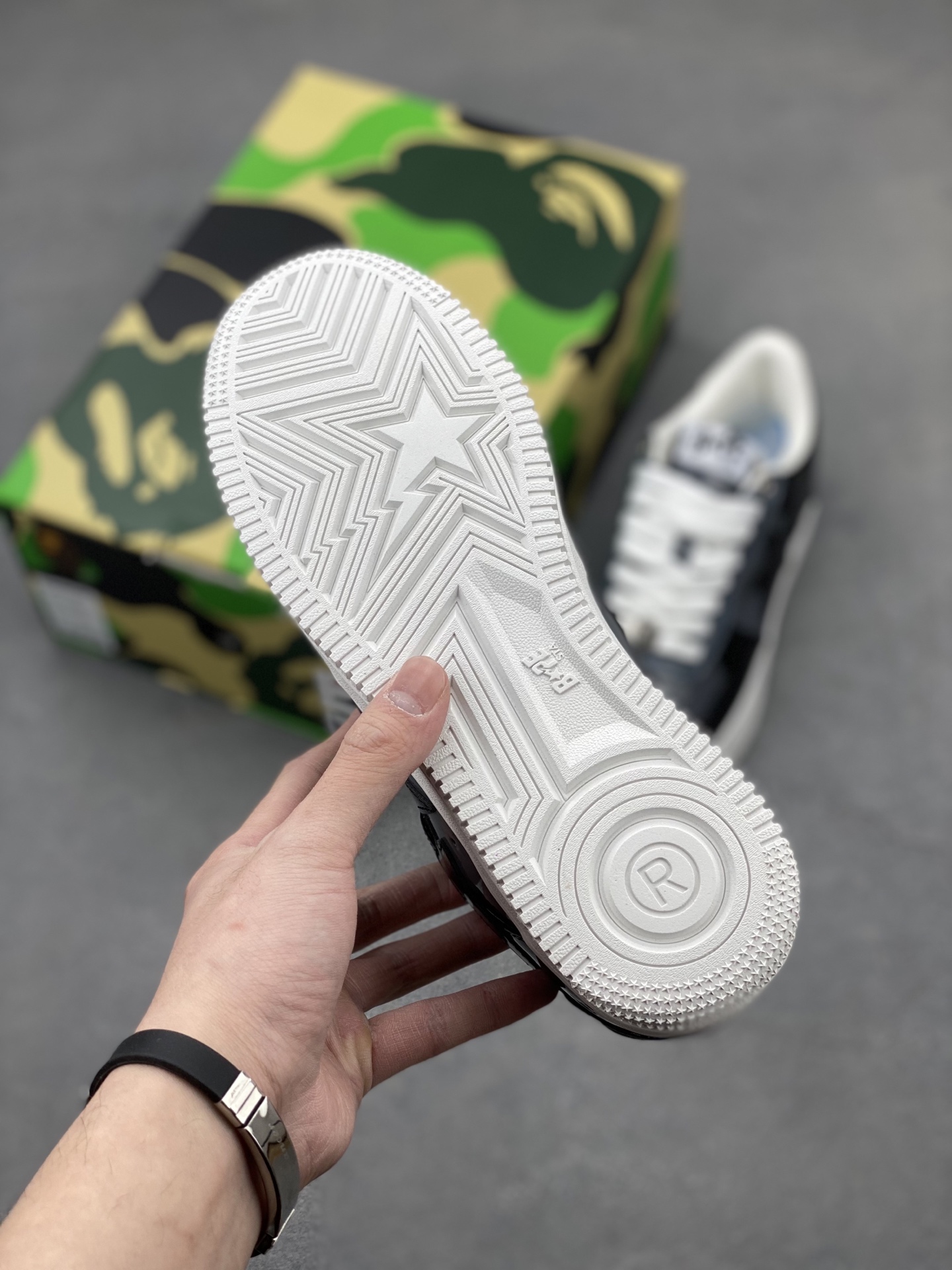 BAPE Sta Patent Leather Sneakers - Classic Style, Superior Comfort 7 i1742231706350 6805 0 5