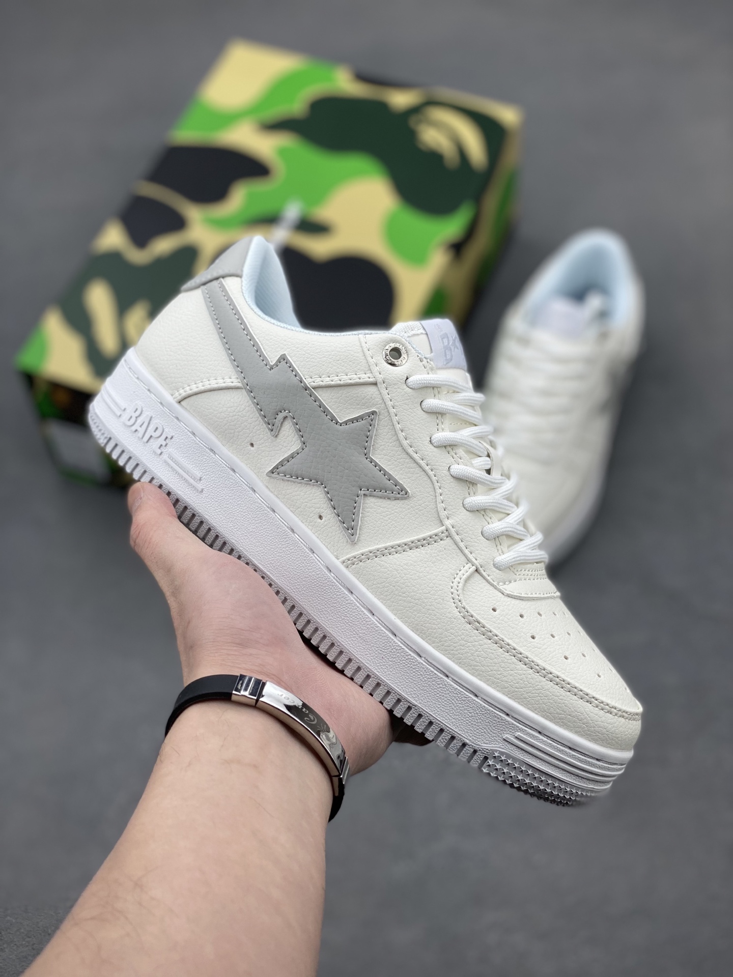 BAPE Sta Classic Casual Sneakers with Ape Head Design - Limited Edition 2 i1742231816447 2400 0 0
