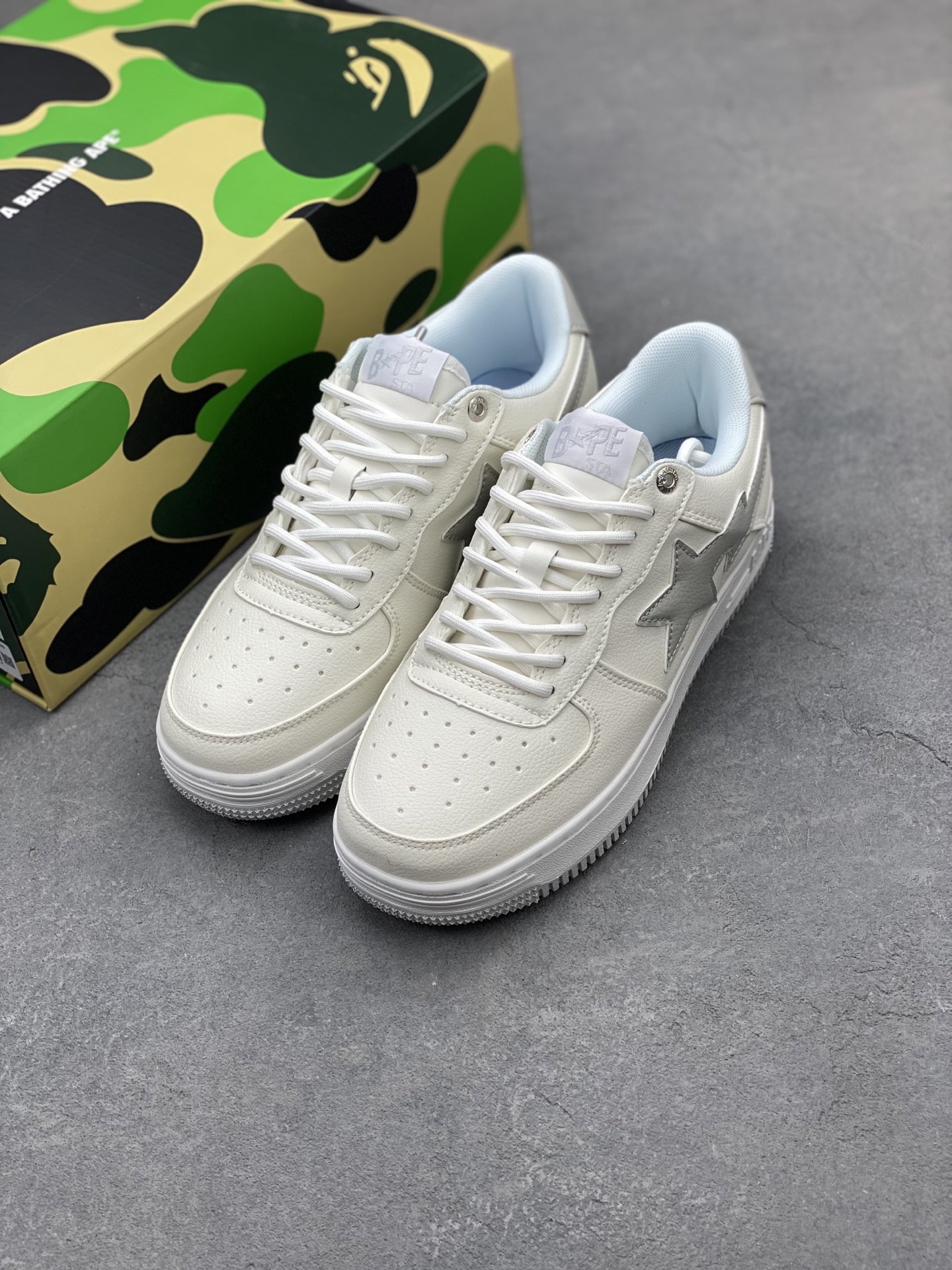 BAPE Sta Classic Casual Sneakers with Ape Head Design - Limited Edition 9 i1742231819932 4847 0 7