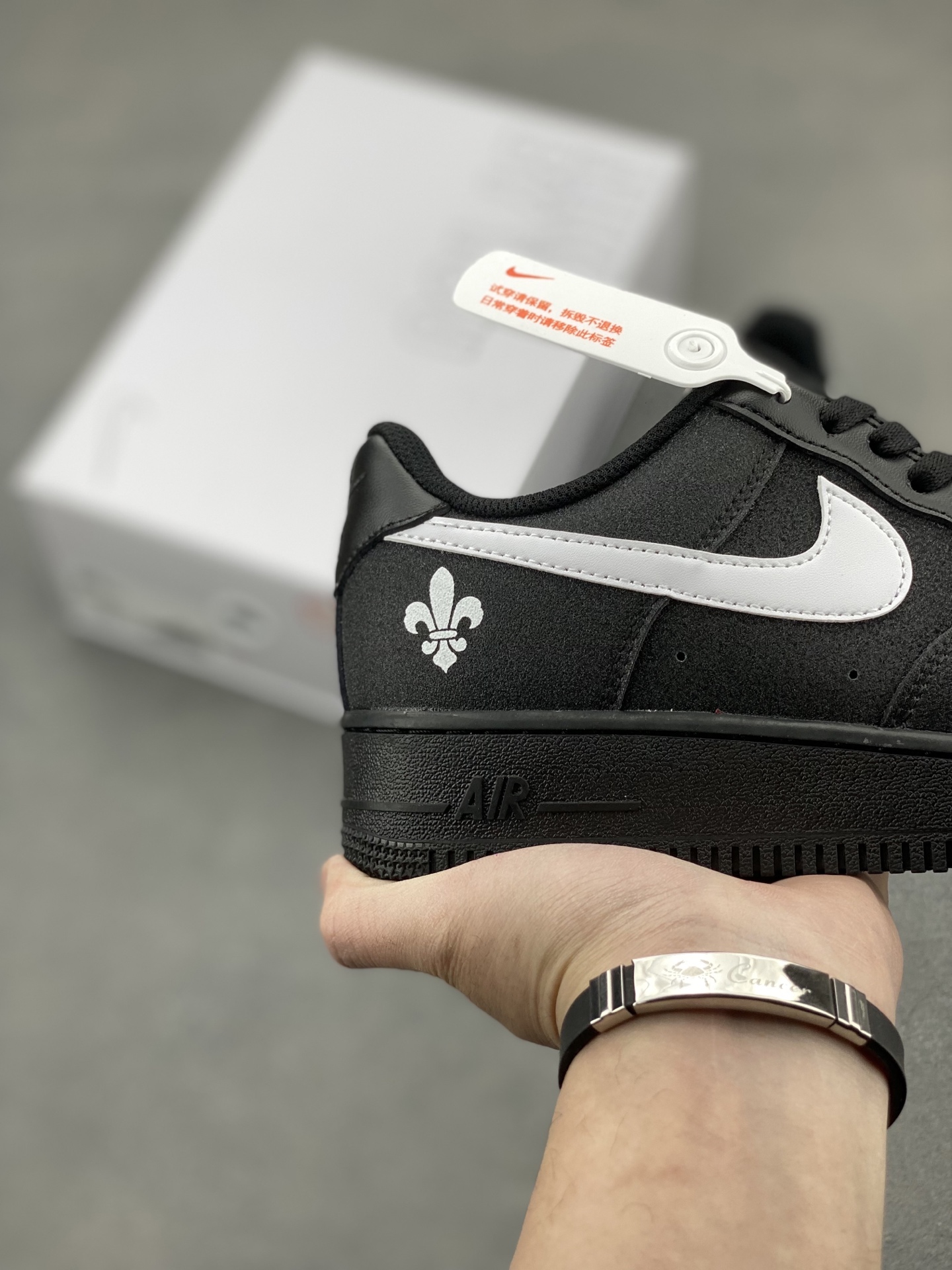 Nike Air Force 1 '07 Low Custom Black/White Casual Sneakers (CW2288-111) 6 i1742330393028 9120 0 4