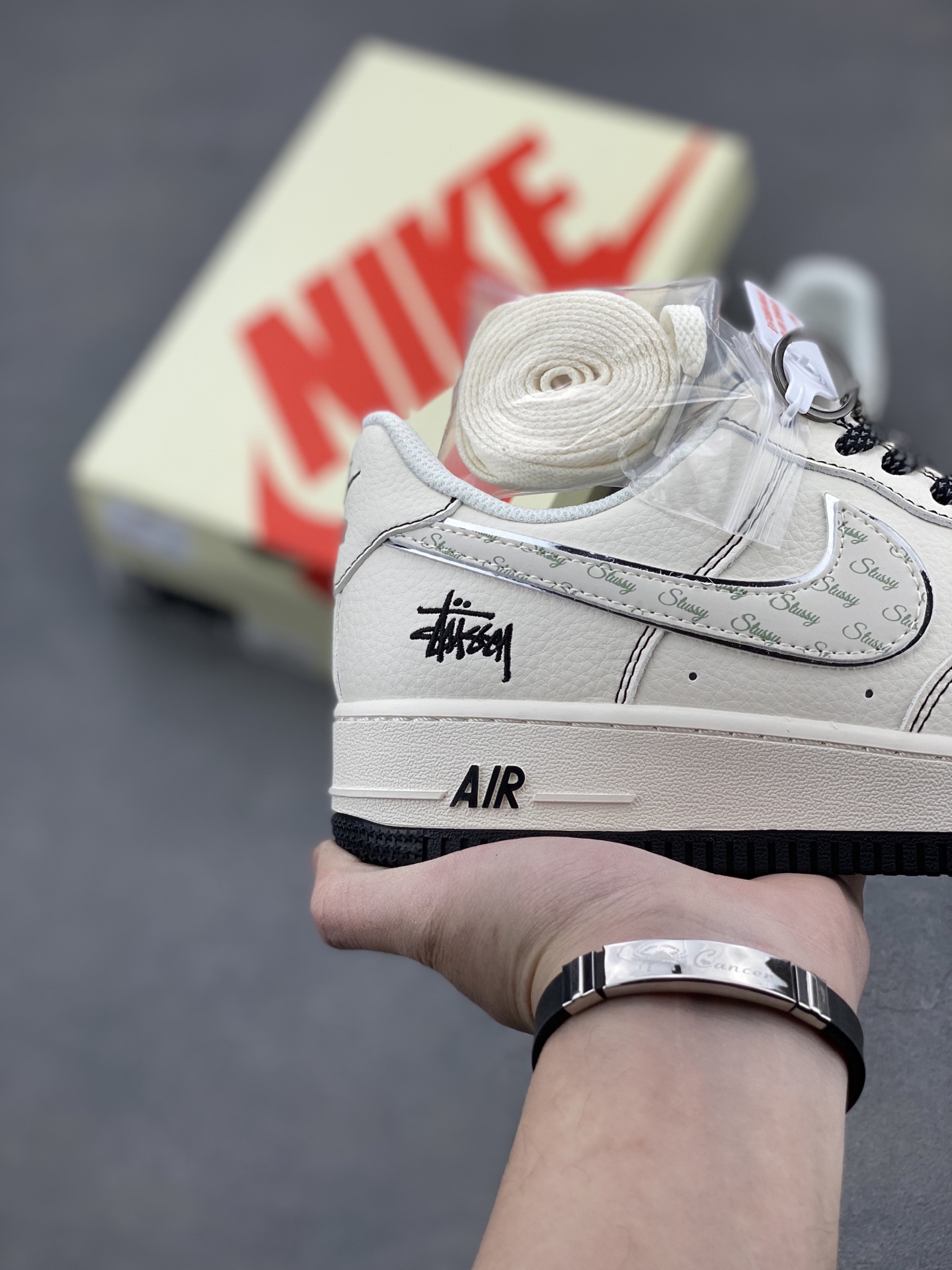 Nike Air Force 1 '07 Low Sneakers - Limited Edition, Premium Comfort 6 i1742330655400 8200 0 4