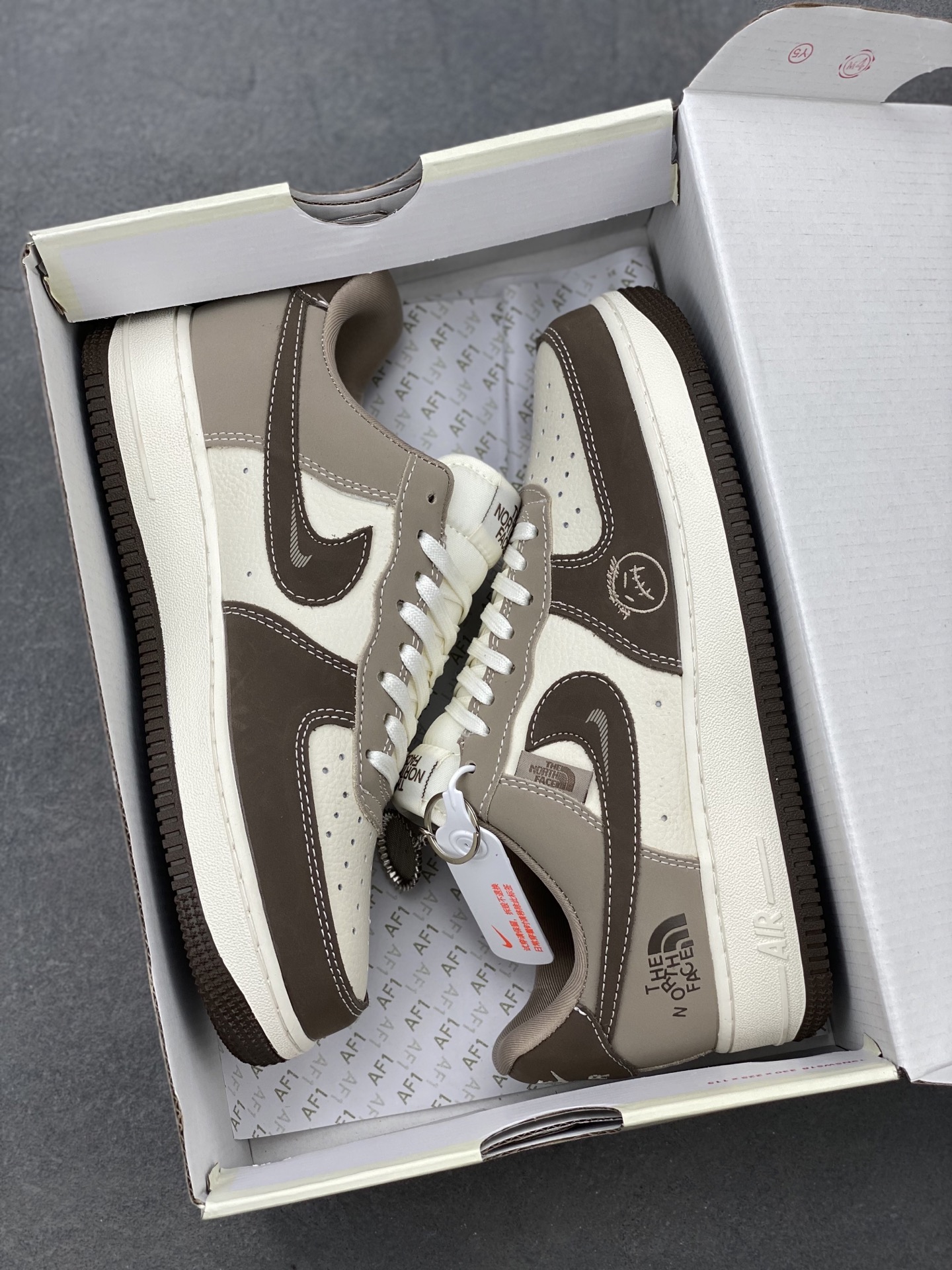 Nike Air Force 1 '07 Low The North Face Sneakers - Limited Edition 10 i1742330693881 1174 0 8