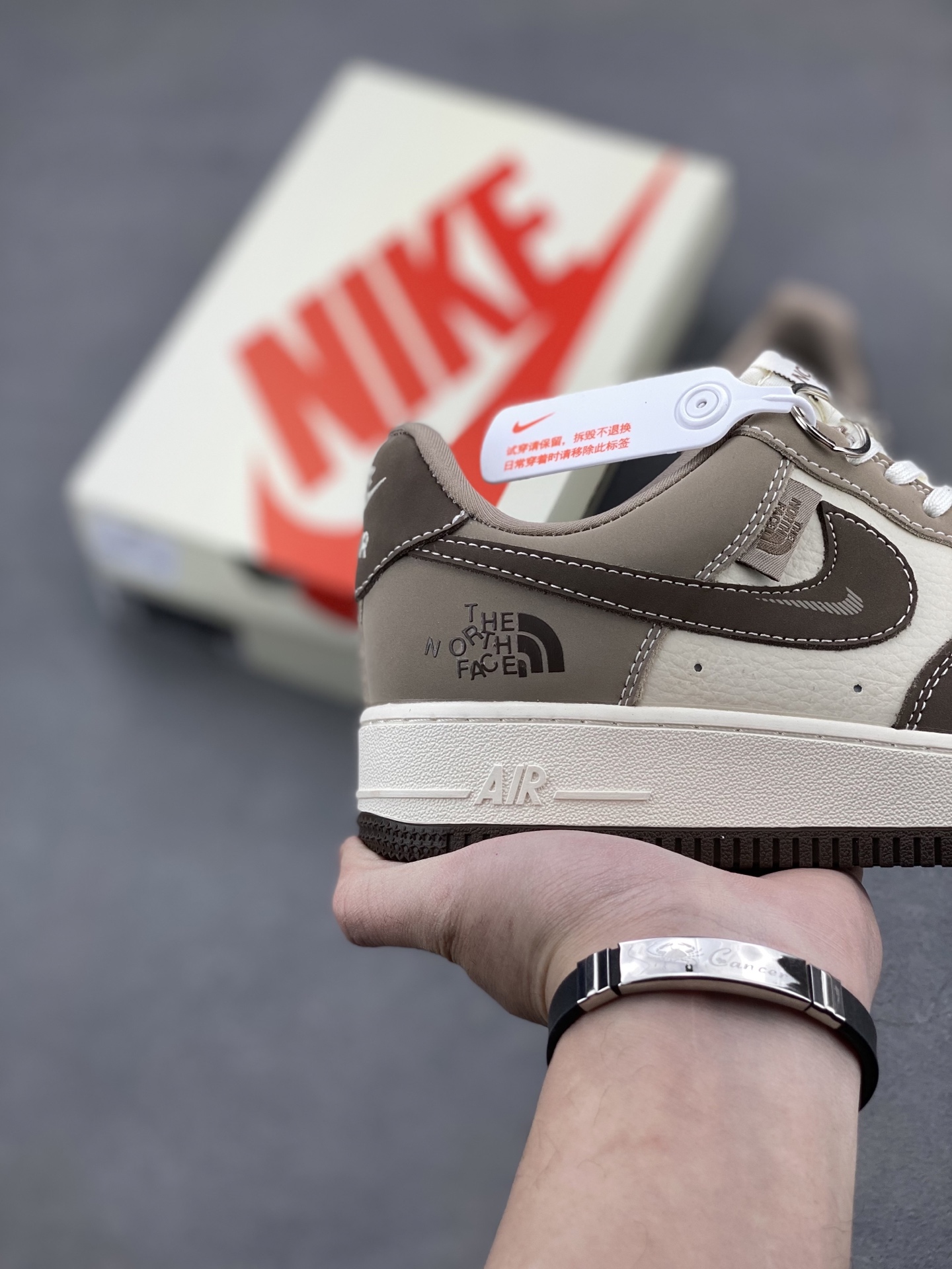 Nike Air Force 1 '07 Low The North Face Sneakers - Limited Edition 6 i1742330696222 2586 0 4