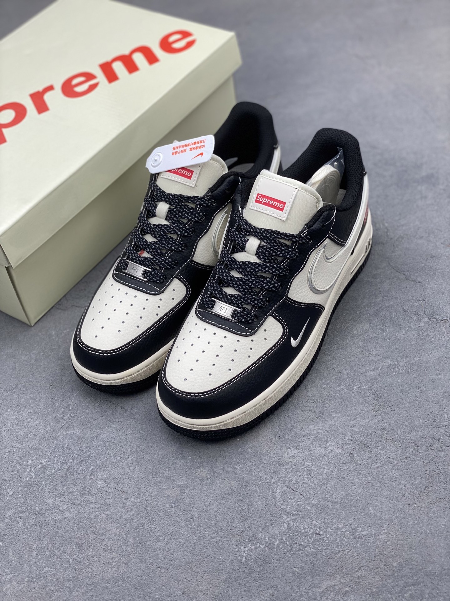 Nike Air Force 1 '07 Low Supreme Collab Sneakers - Black/Silver 9 i1742330767668 1497 0 7