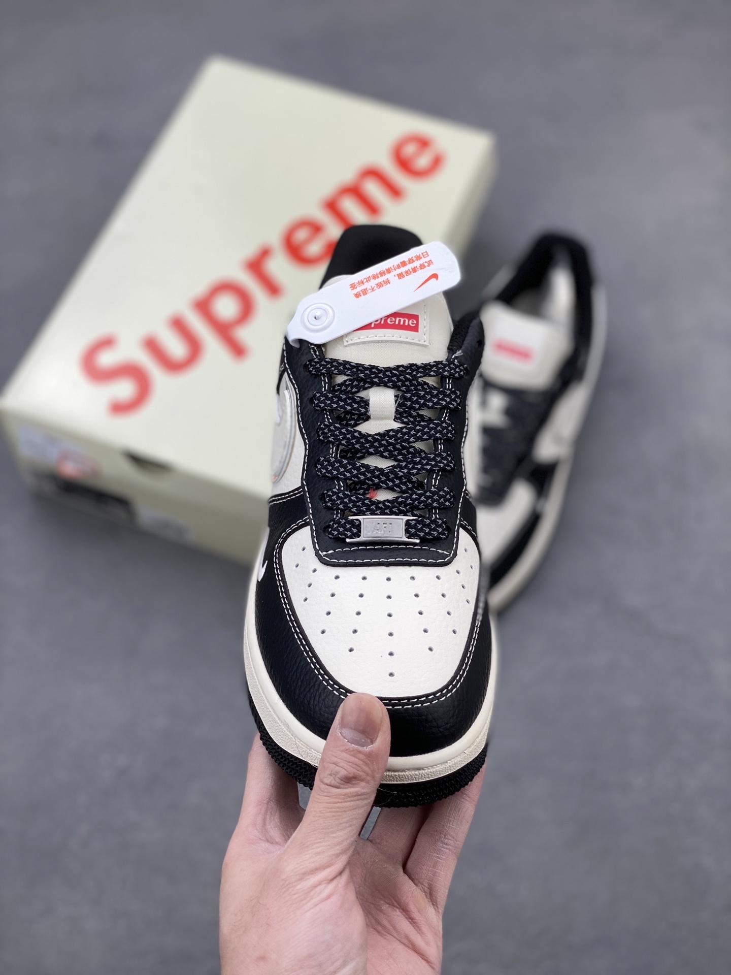 Nike Air Force 1 '07 Low Supreme Collab Sneakers - Black/Silver 3 i1742330767769 6631 0 1