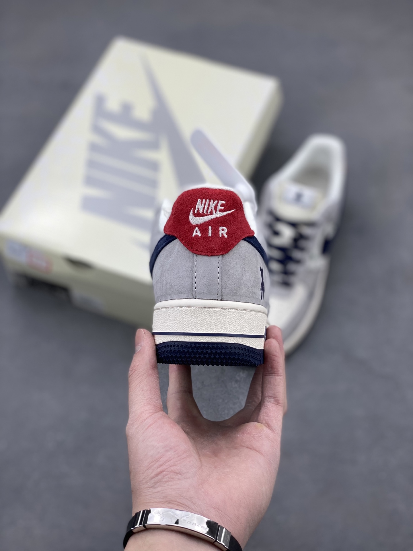 Nike Air Force 1 '07 Low 'Violent Bear' - Gray Blue Print Sneakers 5 i1742330823439 8233 0 3
