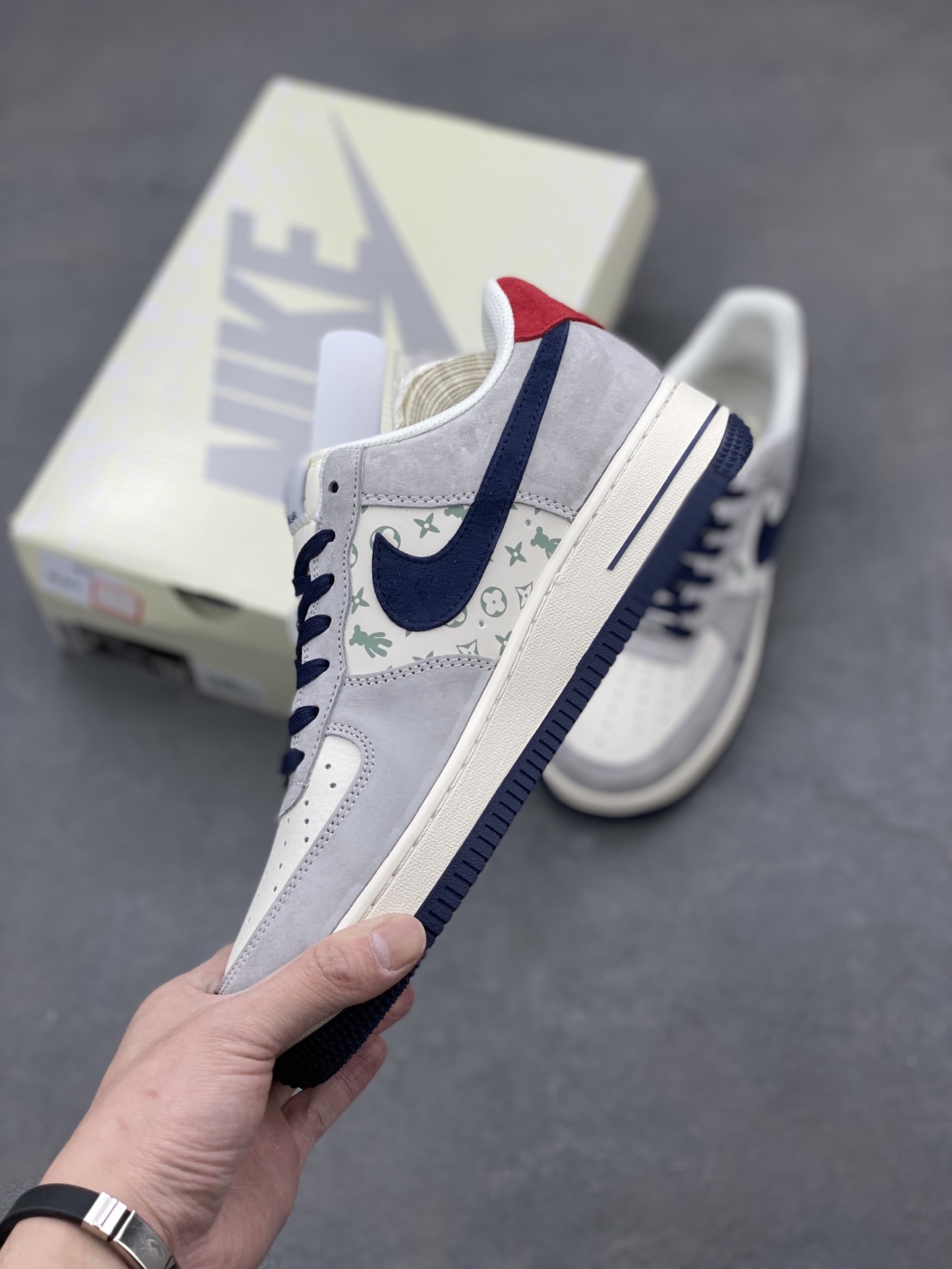 Nike Air Force 1 '07 Low 'Violent Bear' - Gray Blue Print Sneakers 4 i1742330823444 5211 0 2