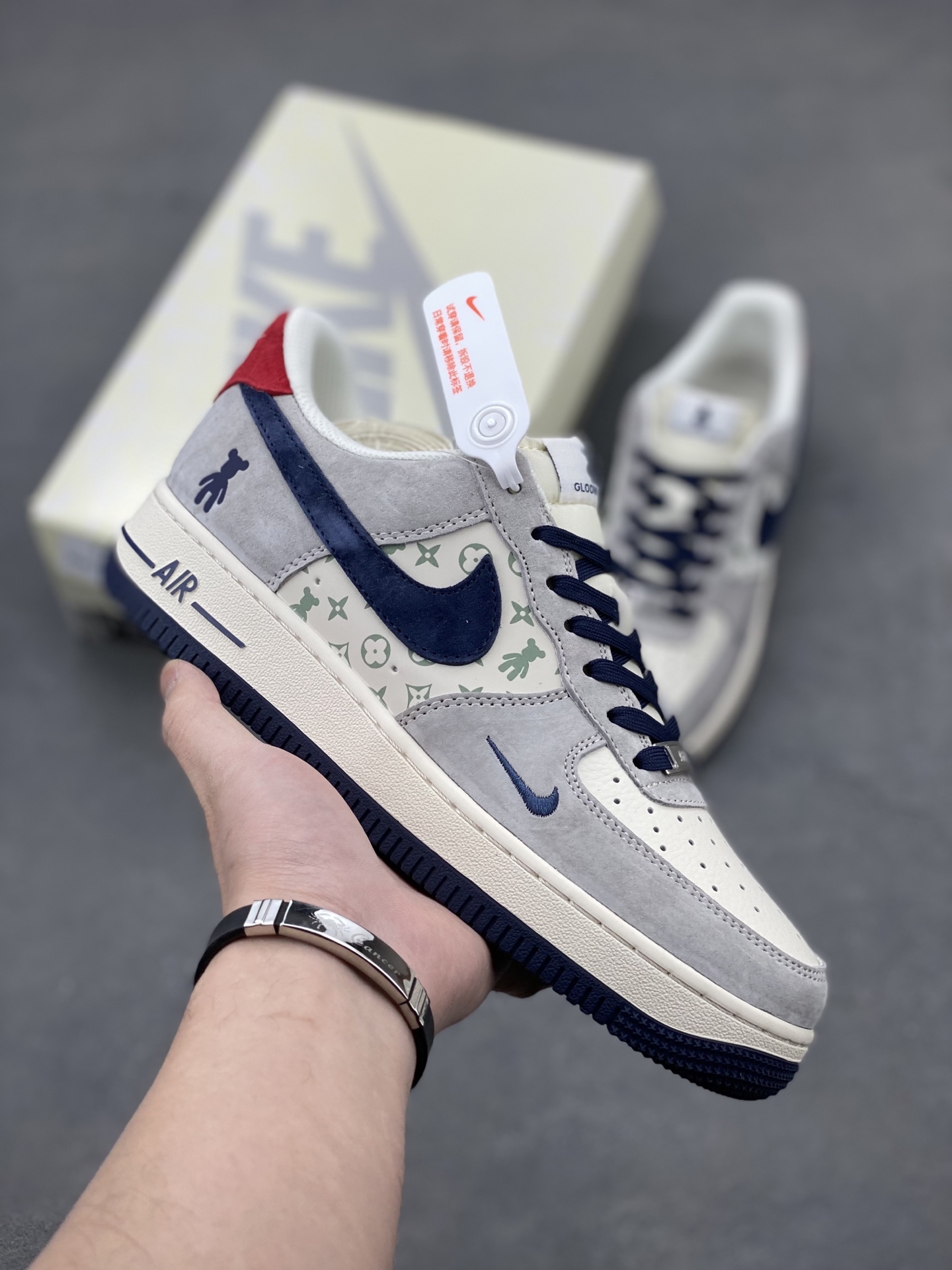 Nike Air Force 1 '07 Low 'Violent Bear' - Gray Blue Print Sneakers 2 i1742330826496 6502 0 0