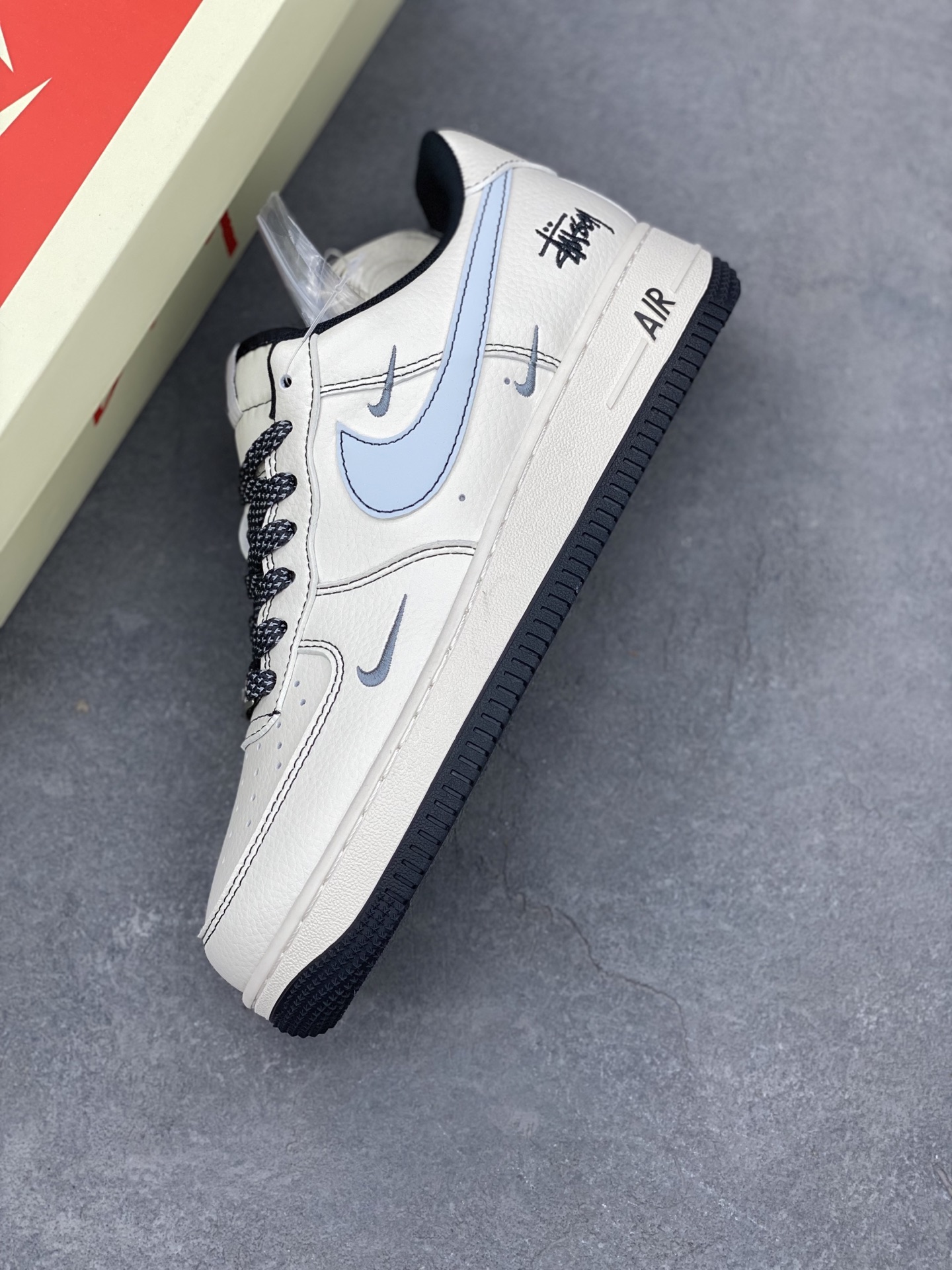 Nike Air Force 1 '07 Low Stussy Collab Sneakers - Limited Edition 8 i1742330867798 6903 0 6
