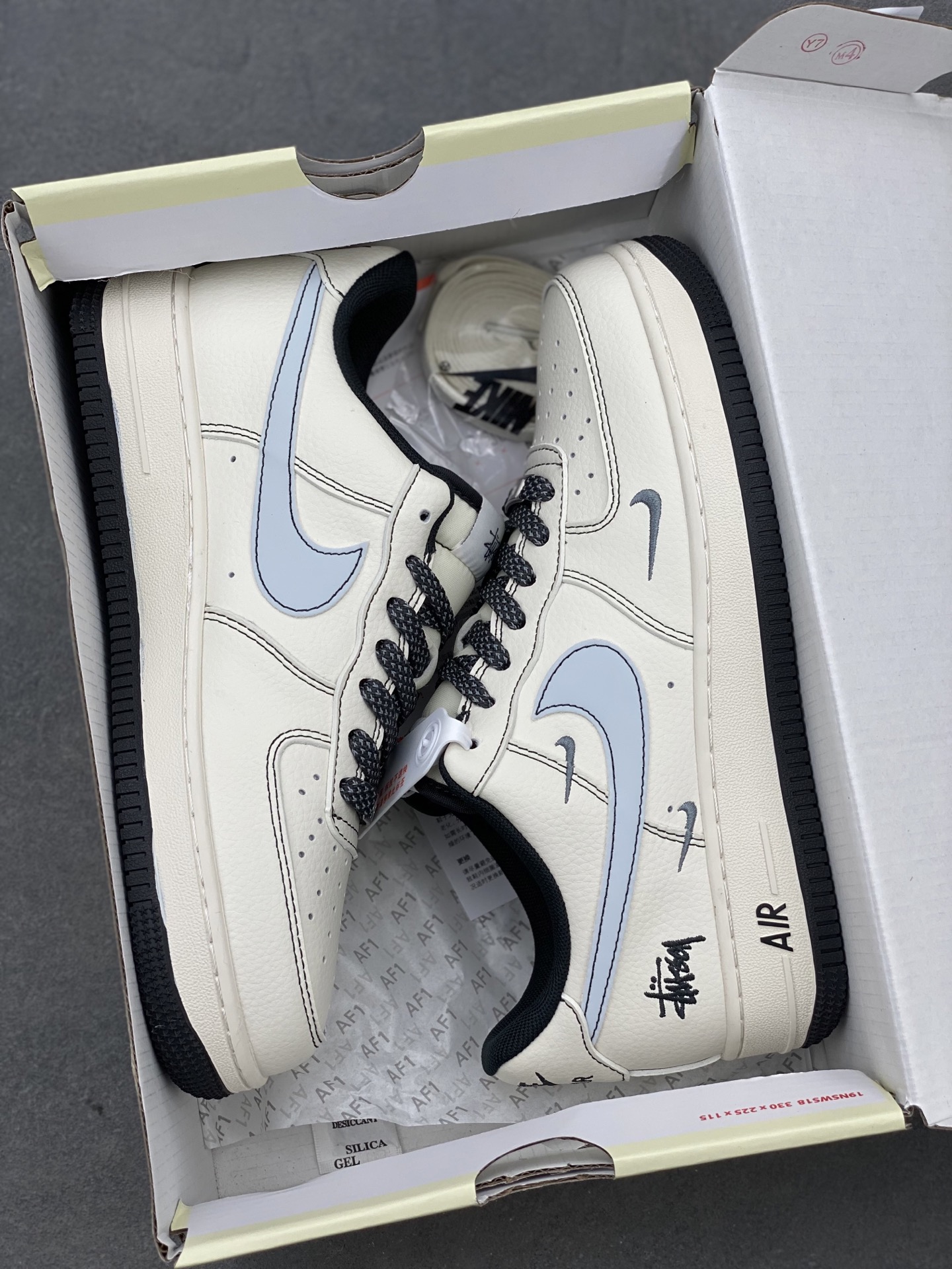 Nike Air Force 1 '07 Low Stussy Collab Sneakers - Limited Edition 10 i1742330869753 9419 0 8