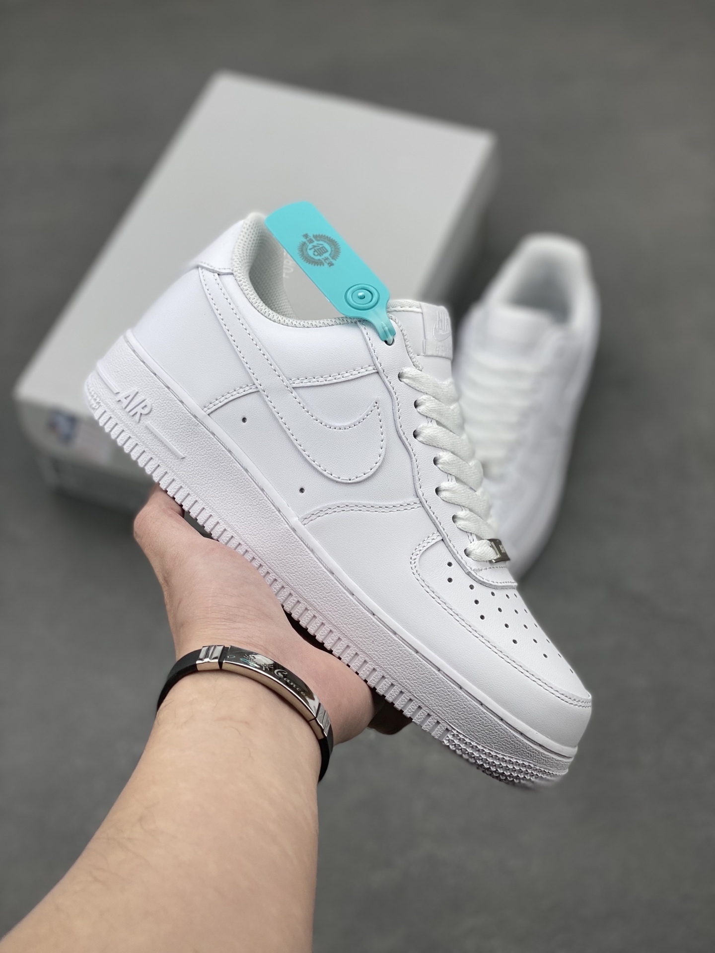 Nike Air Force 1 Mid '07 - Classic White, Premium Leather, Iconic Style 2 i1742331219116 274 0 0