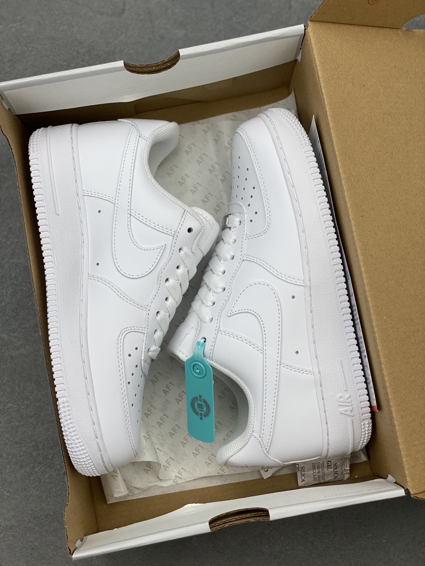 Nike Air Force 1 Mid '07 - Classic White, Premium Leather, Iconic Style 10 i1742331221362 6693 0 8