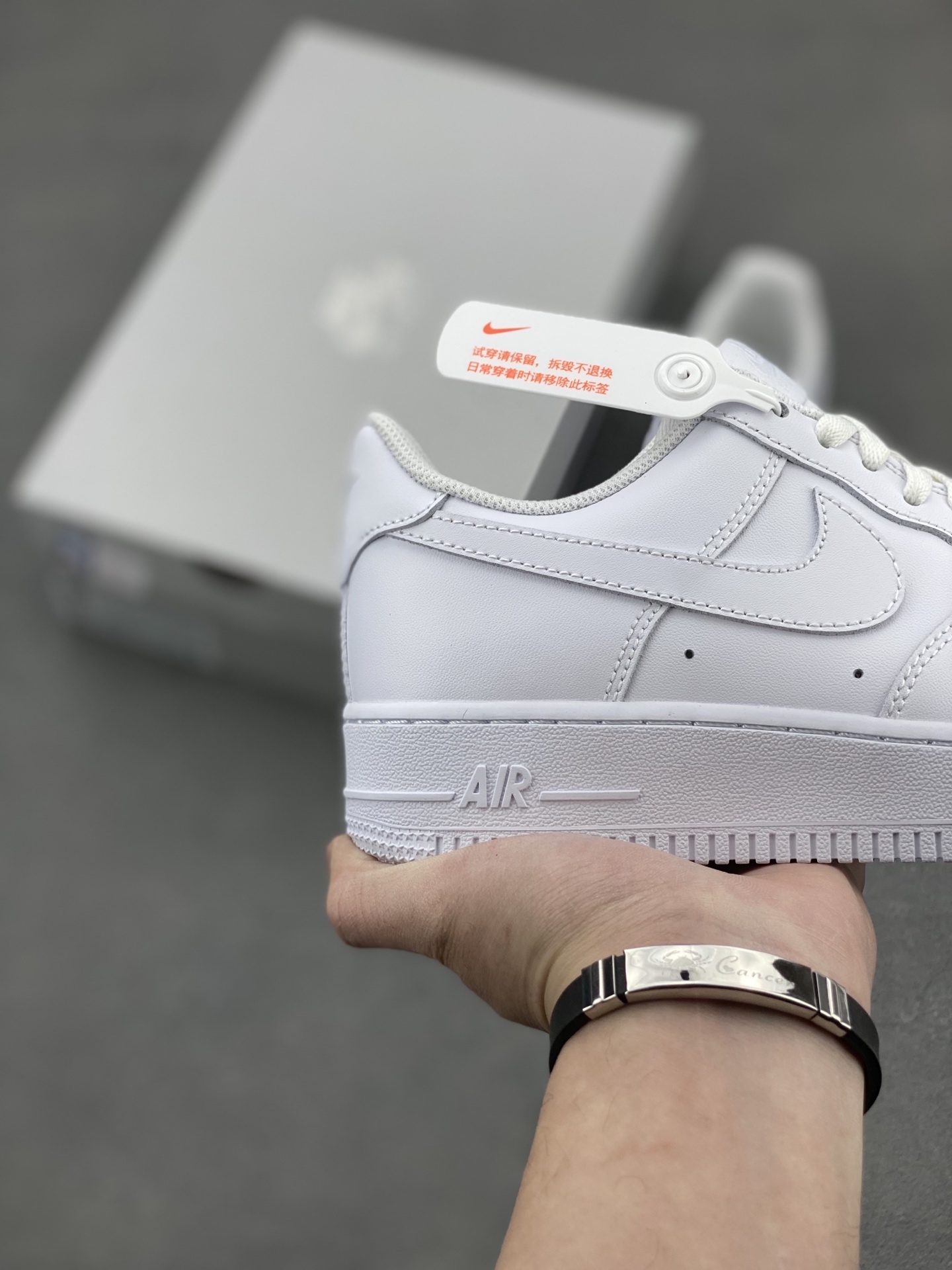 Nike Air Force 1 Mid '07 - Classic White Leather Basketball Shoes 6 i1742331254161 268 0 4