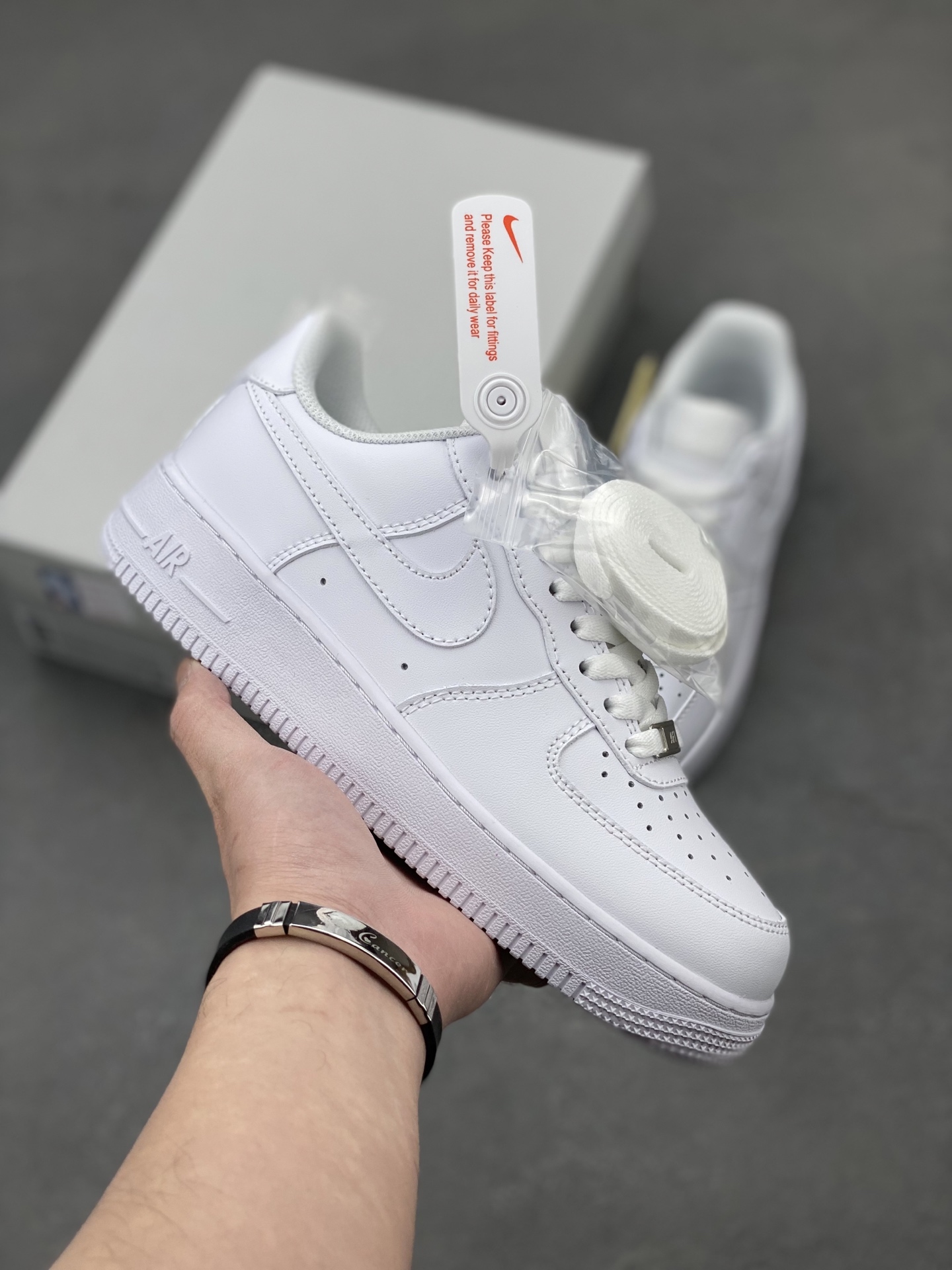 Nike Air Force 1 Mid '07: Classic White Leather Basketball Shoes 2 i1742331306320 9834 0 0