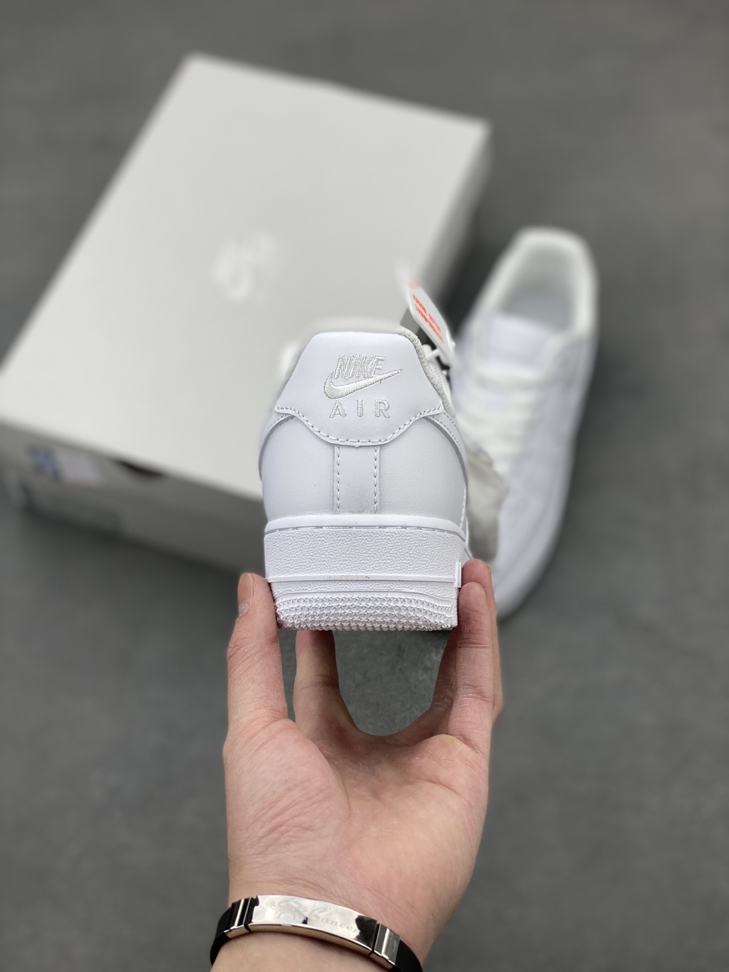 Nike Air Force 1 '07: Classic White Low-Top Sneakers with Air Cushioning 5 i1742331394468 2807 0 3