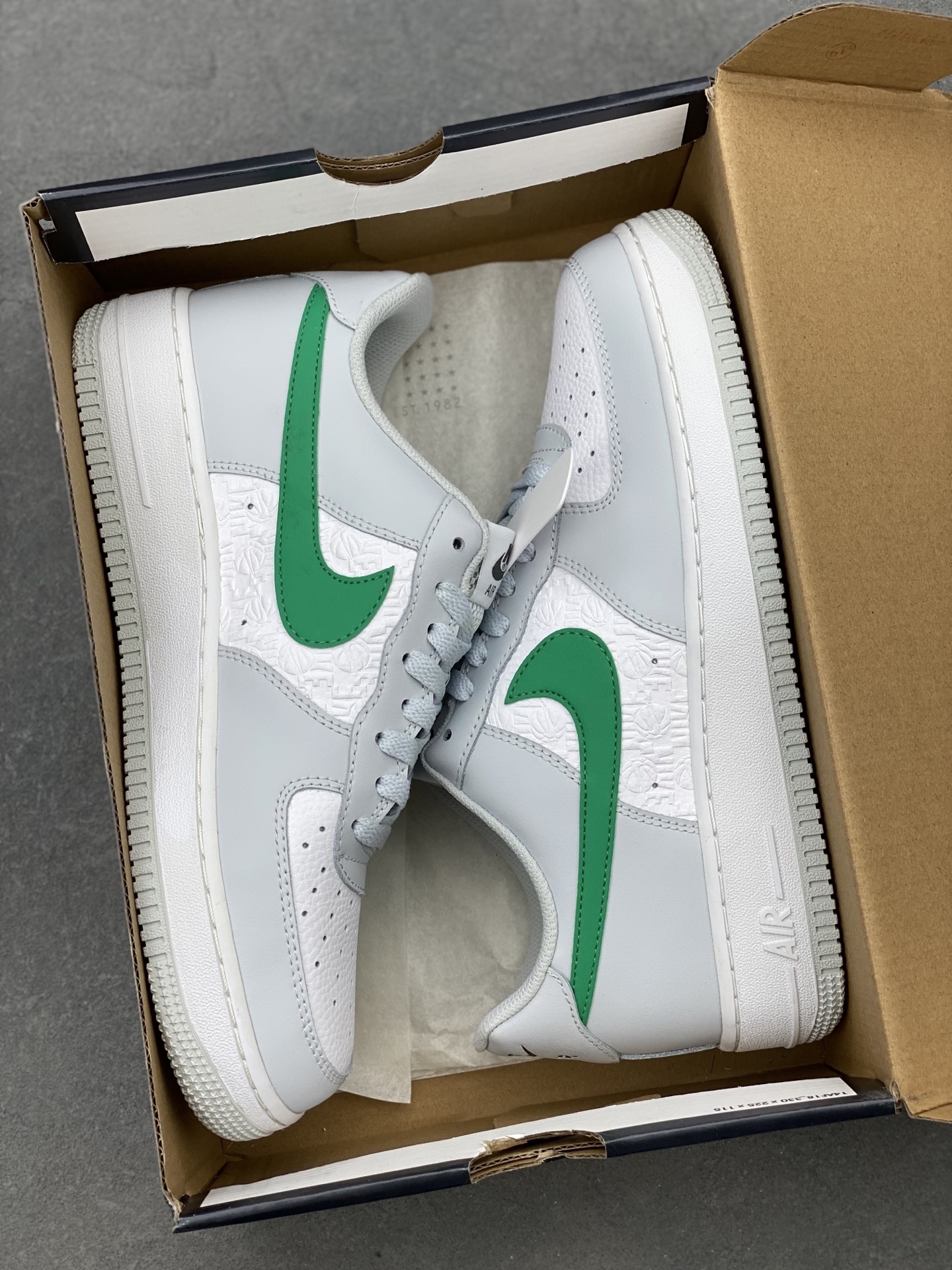 Nike Air Force 1 Low Grey Green Casual Sneakers FD0667-001 10 i1742331907789 3778 0 8